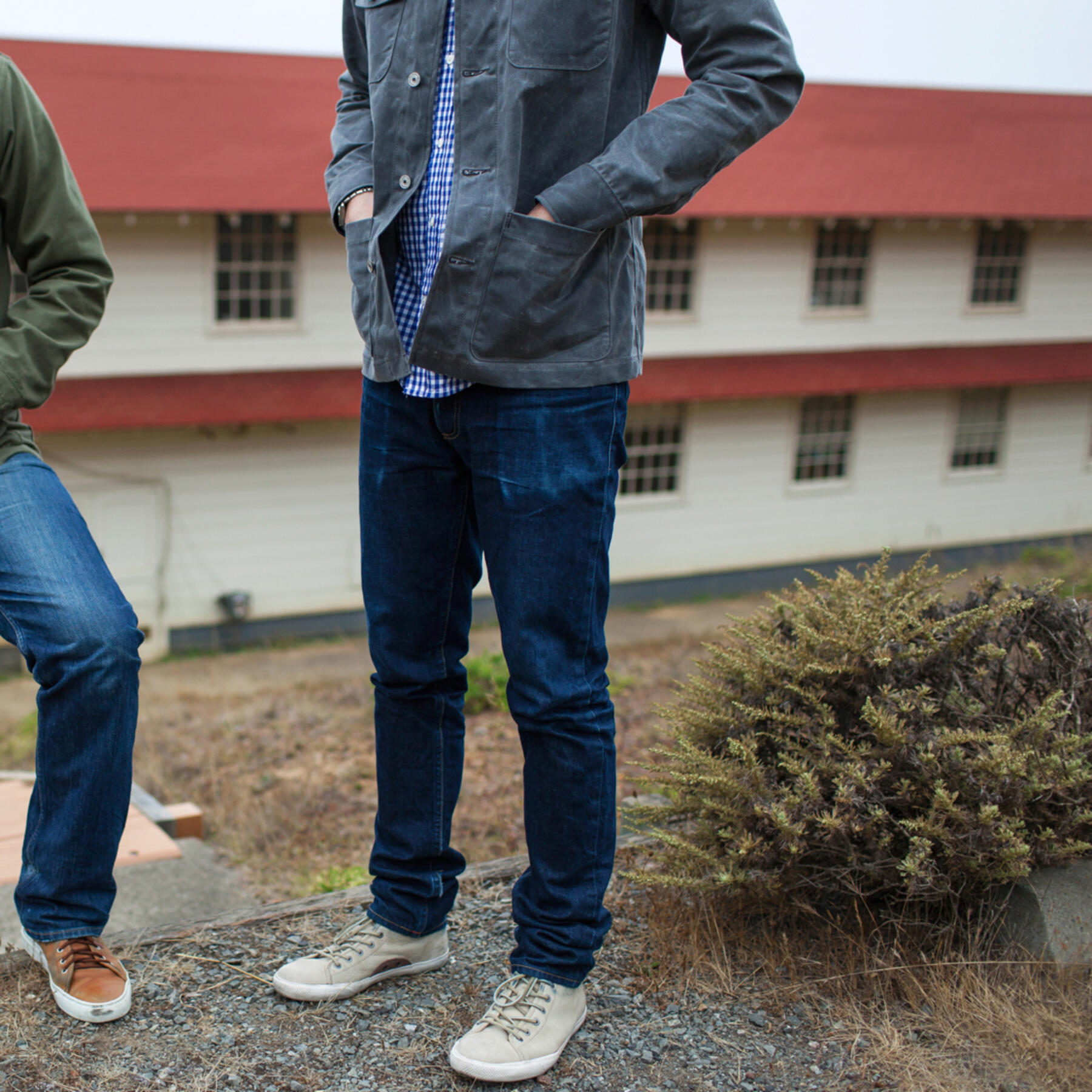 gustin chore coat - waxed charcoal