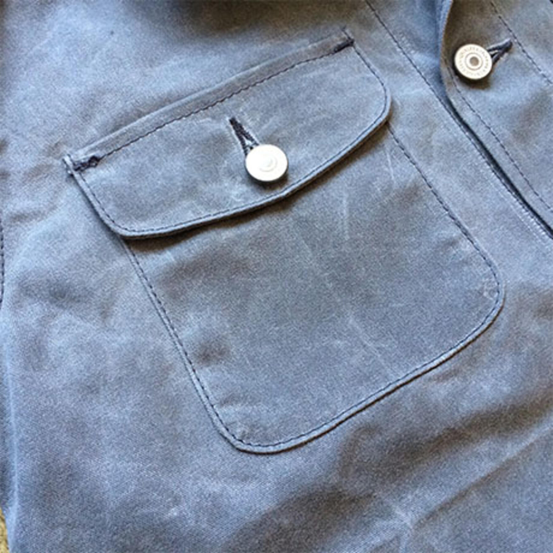 gustin chore coat - waxed charcoal