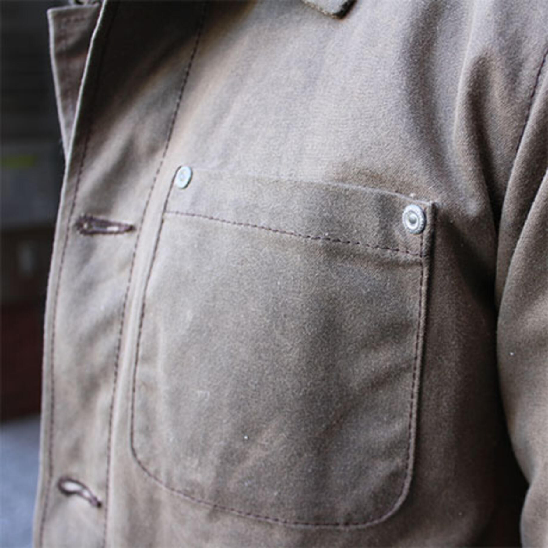gustin chore coat - waxed dark oak