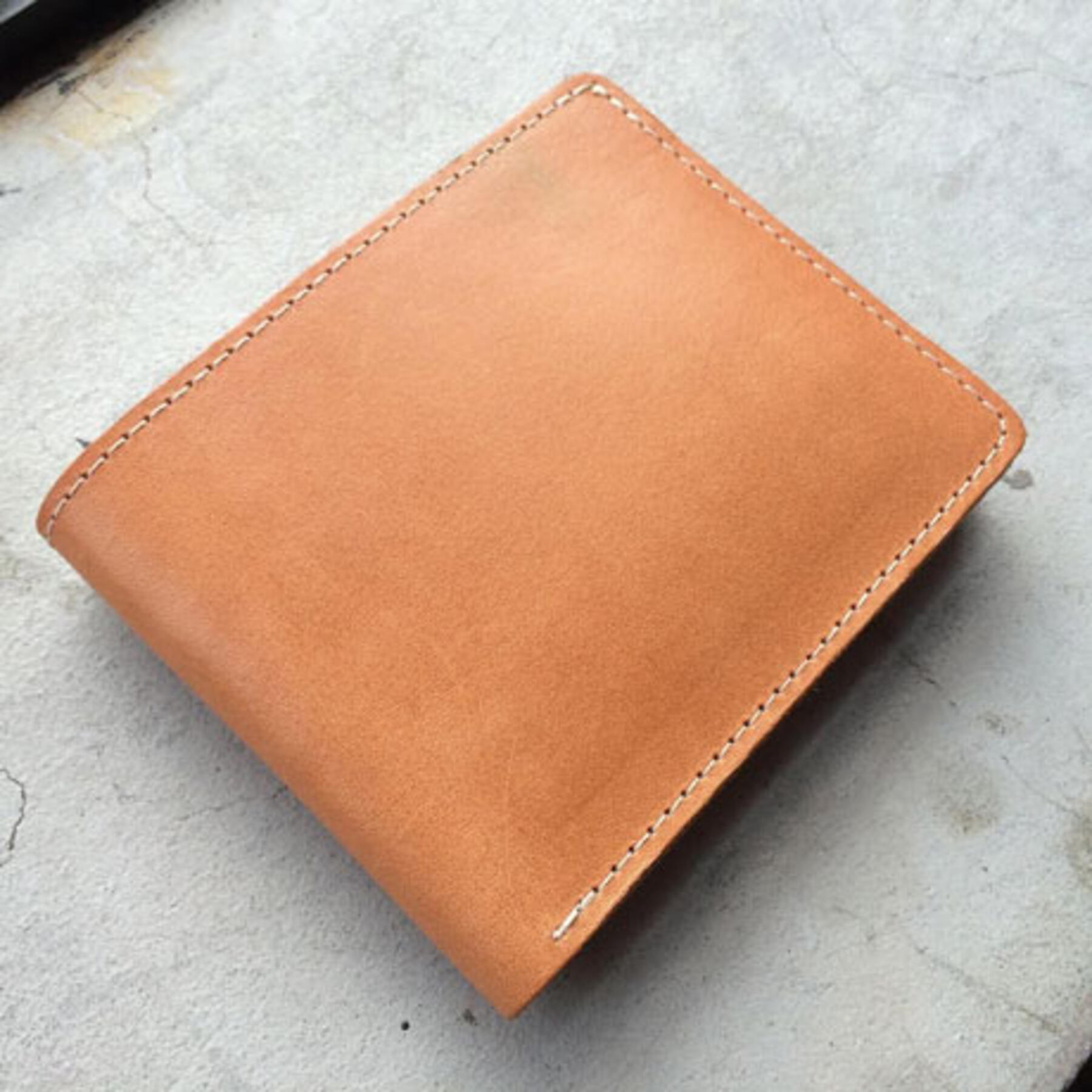 gustin horween bifold - natural essex