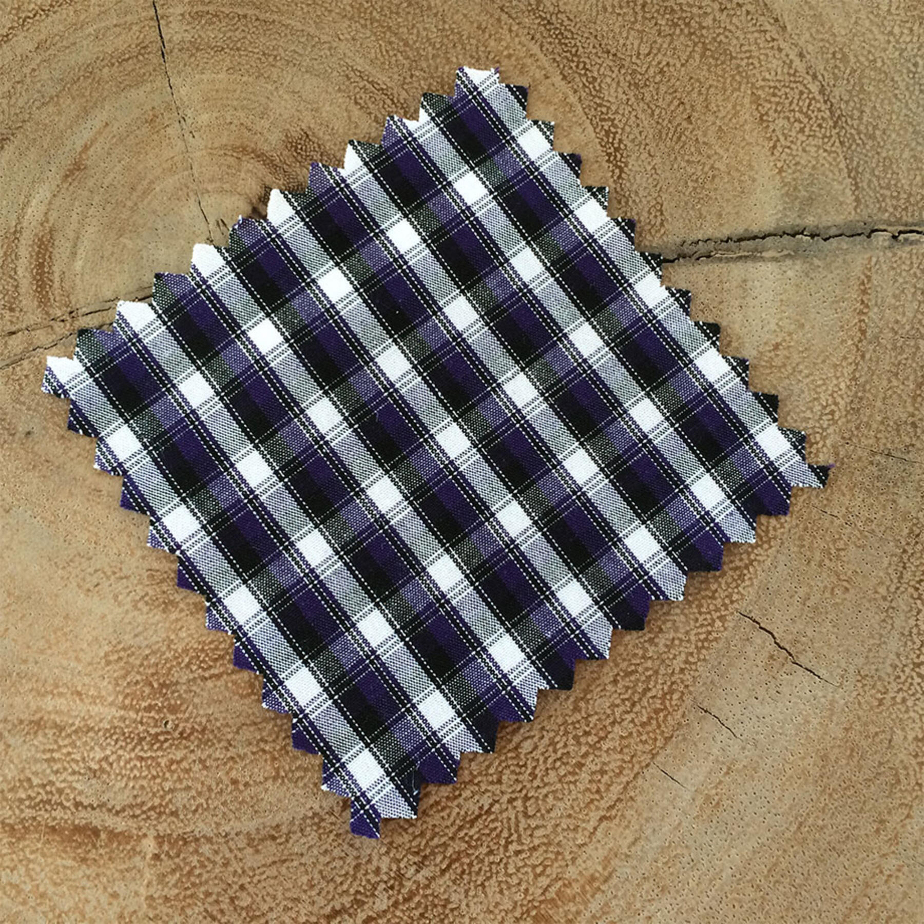 gustin #187 black plum plaid