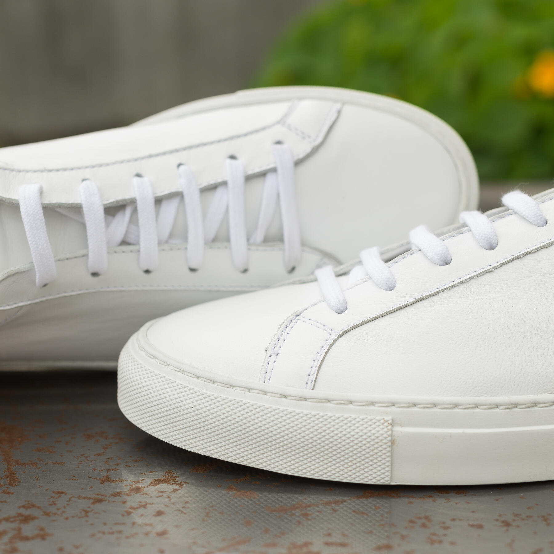gustin white low top