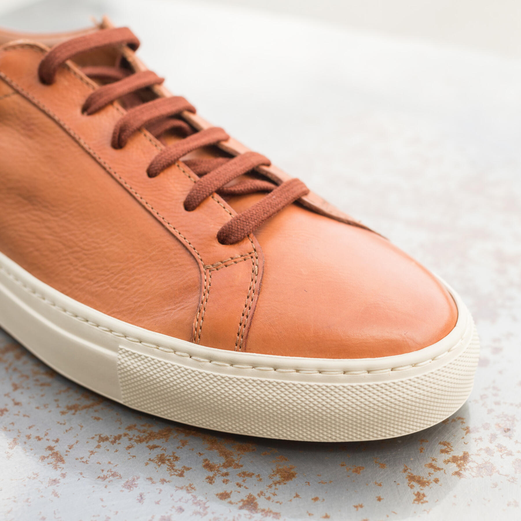 gustin sienna low top