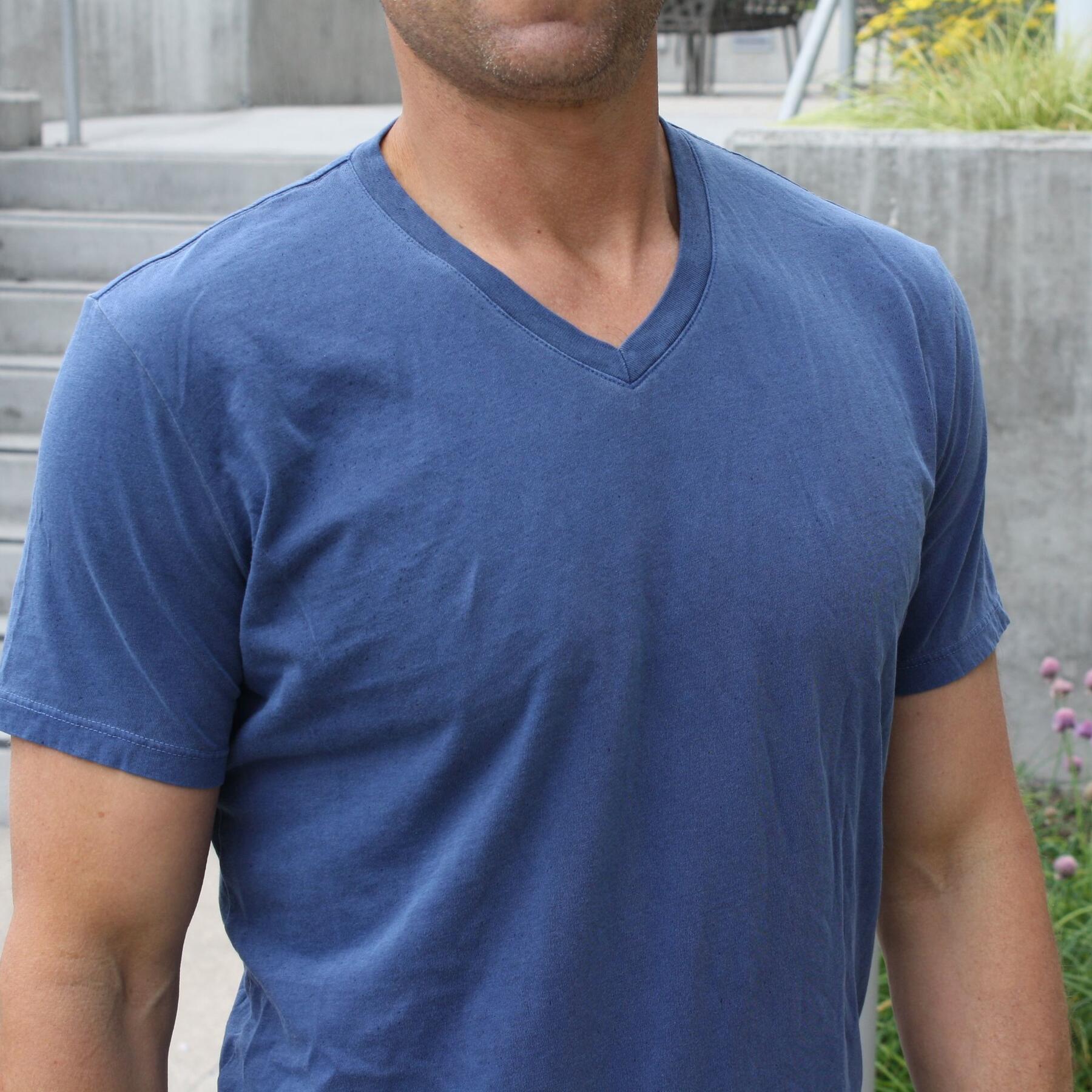 gustin pigment dyed v-neck 3pk (ivory, aquamarine, faded grey)