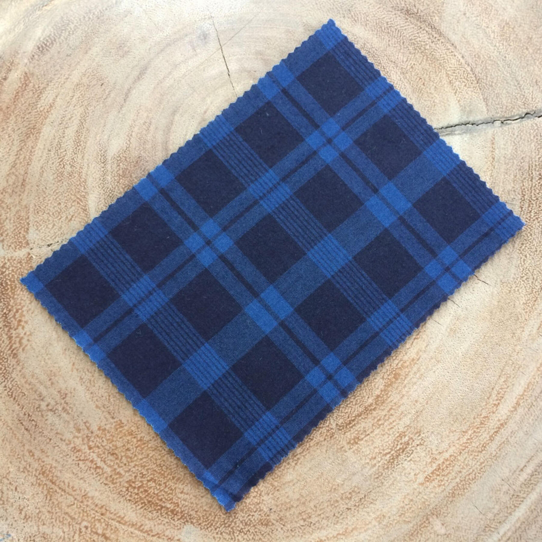 gustin #230 deep indigo plaid