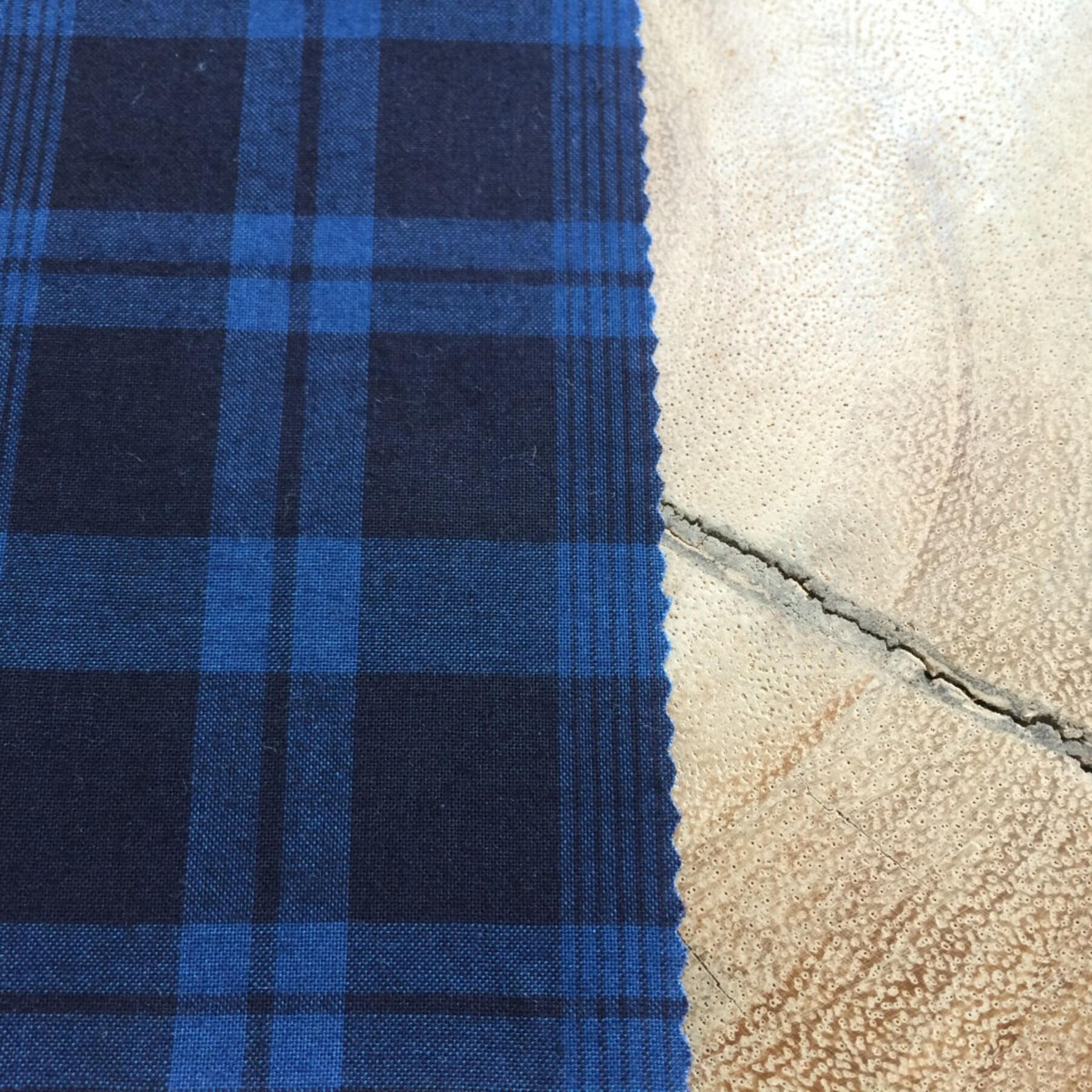 gustin #230 deep indigo plaid