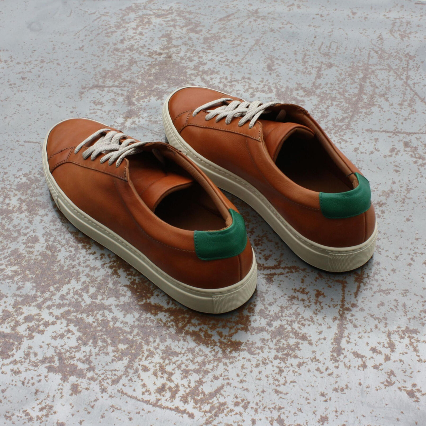 gustin sienna-green low top