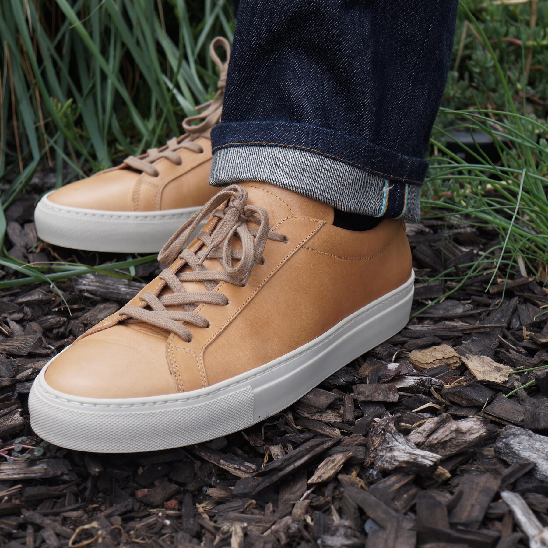 gustin natural low top