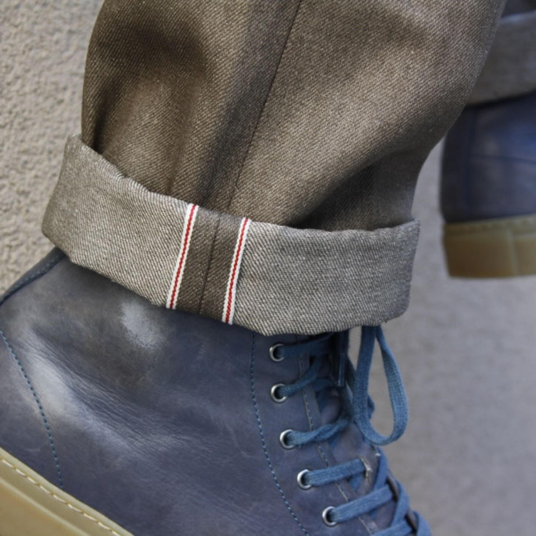 gustin #217 taupe linen summer