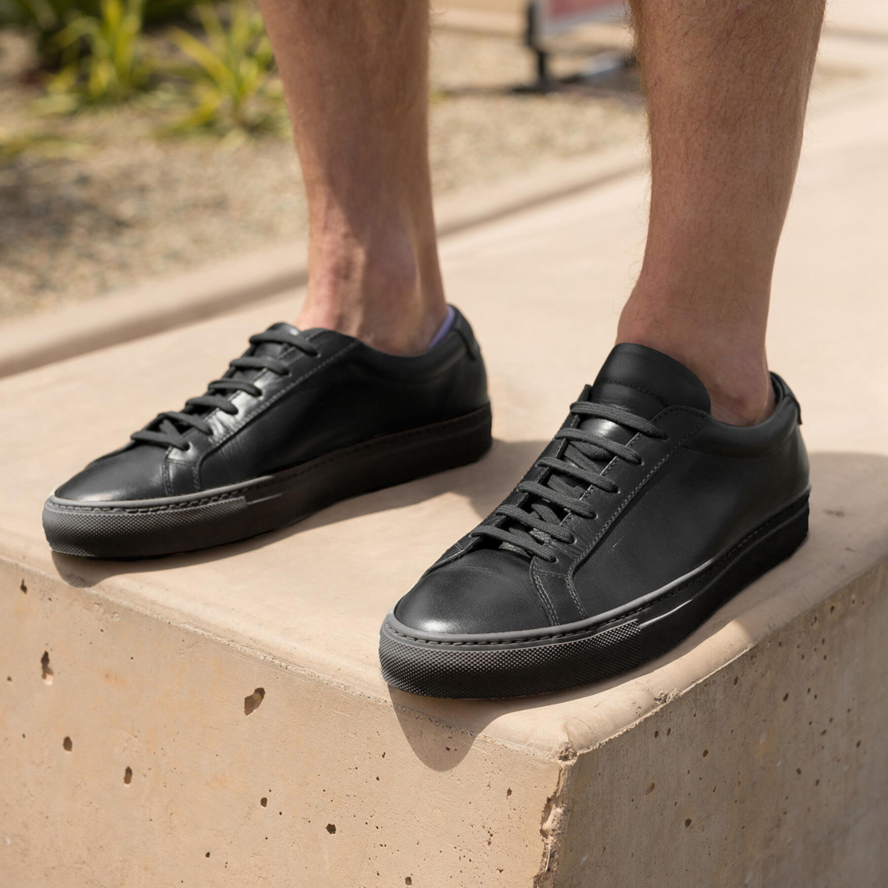 gustin black x black low top