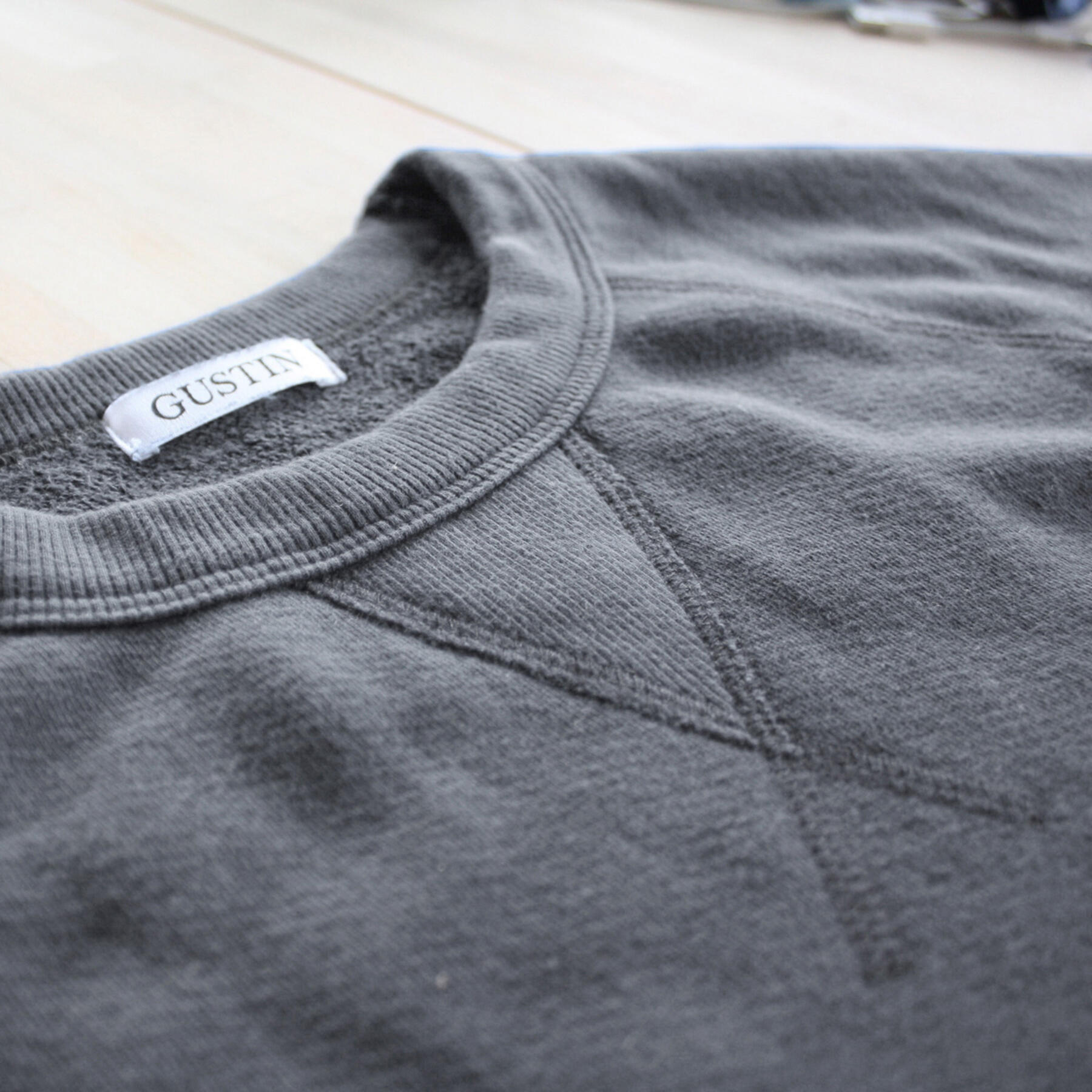 gustin usa grey sweatshirt