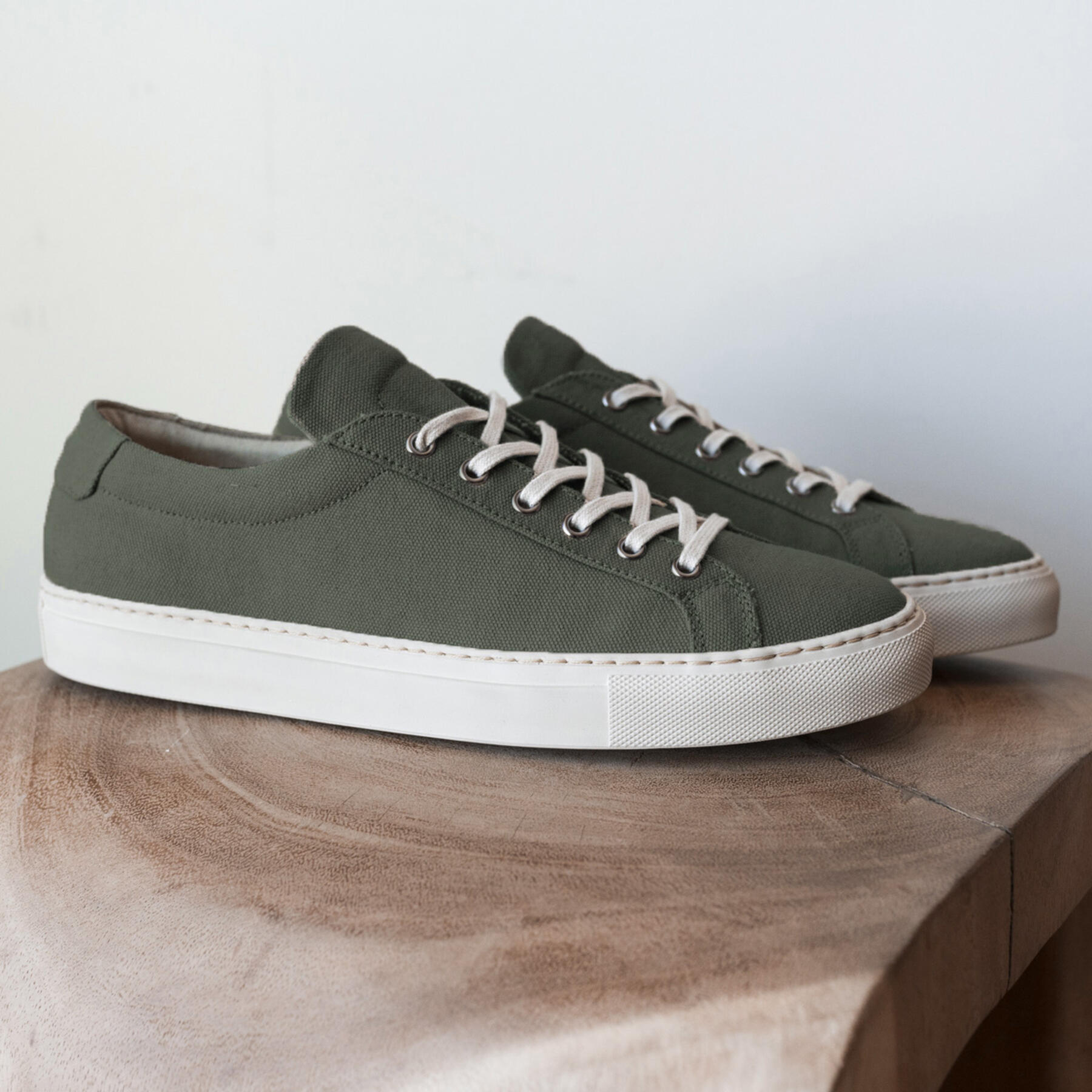gustin army green canvas low top