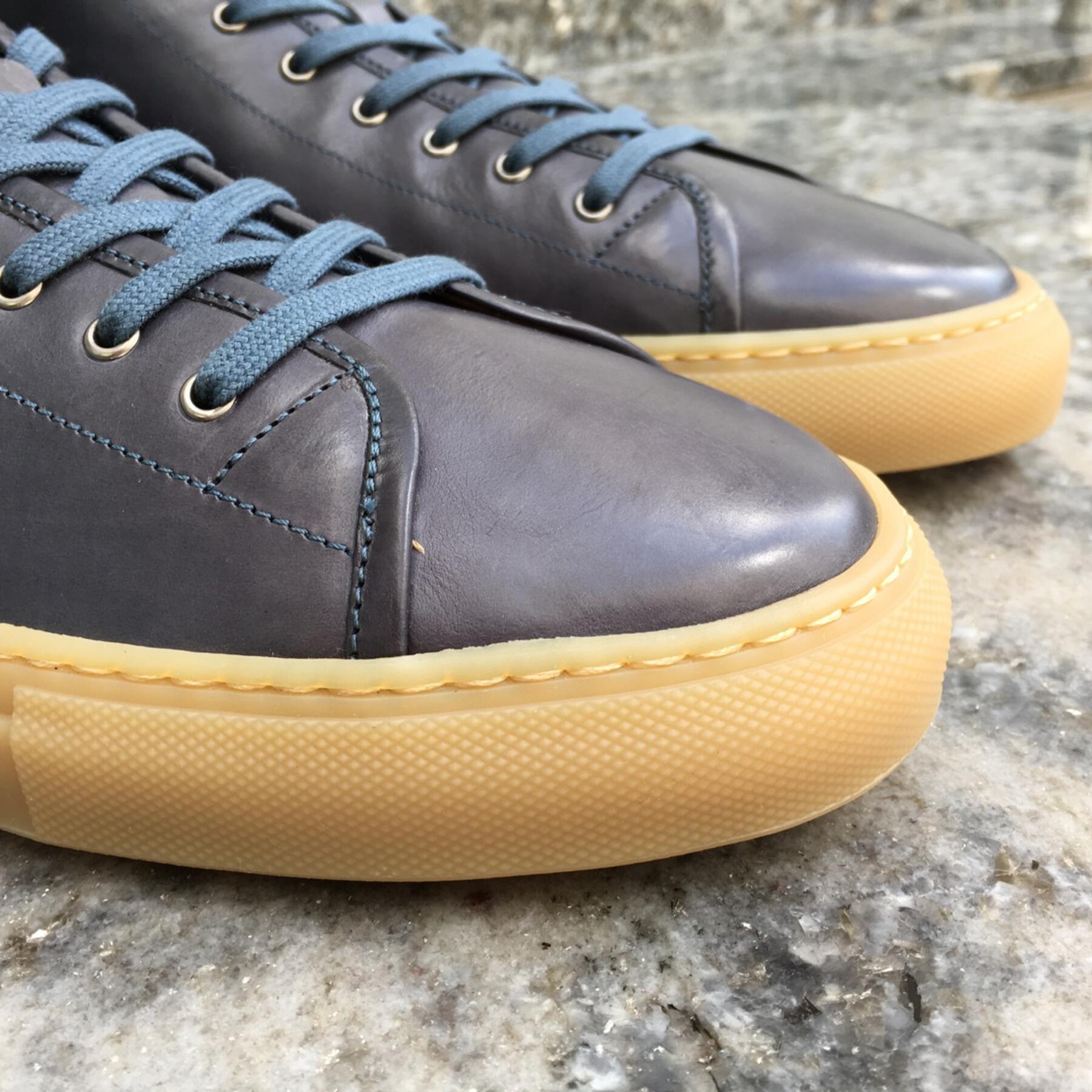 gustin blue gum sole high top