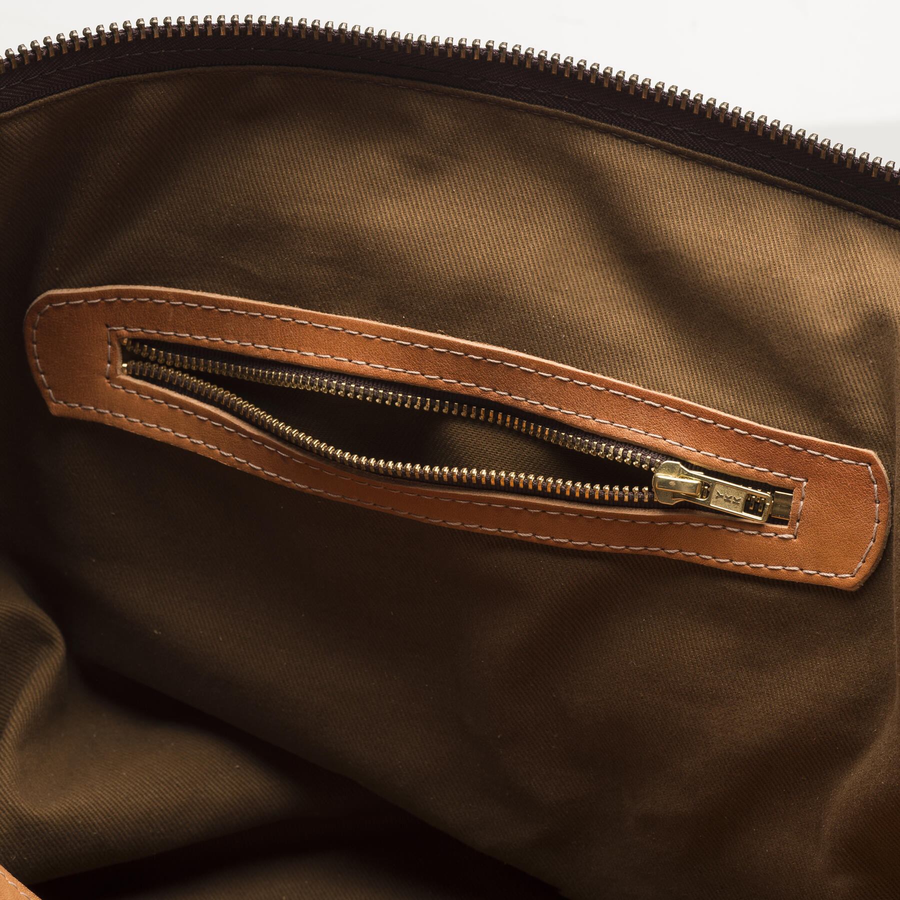 gustin horween weekender - natural essex