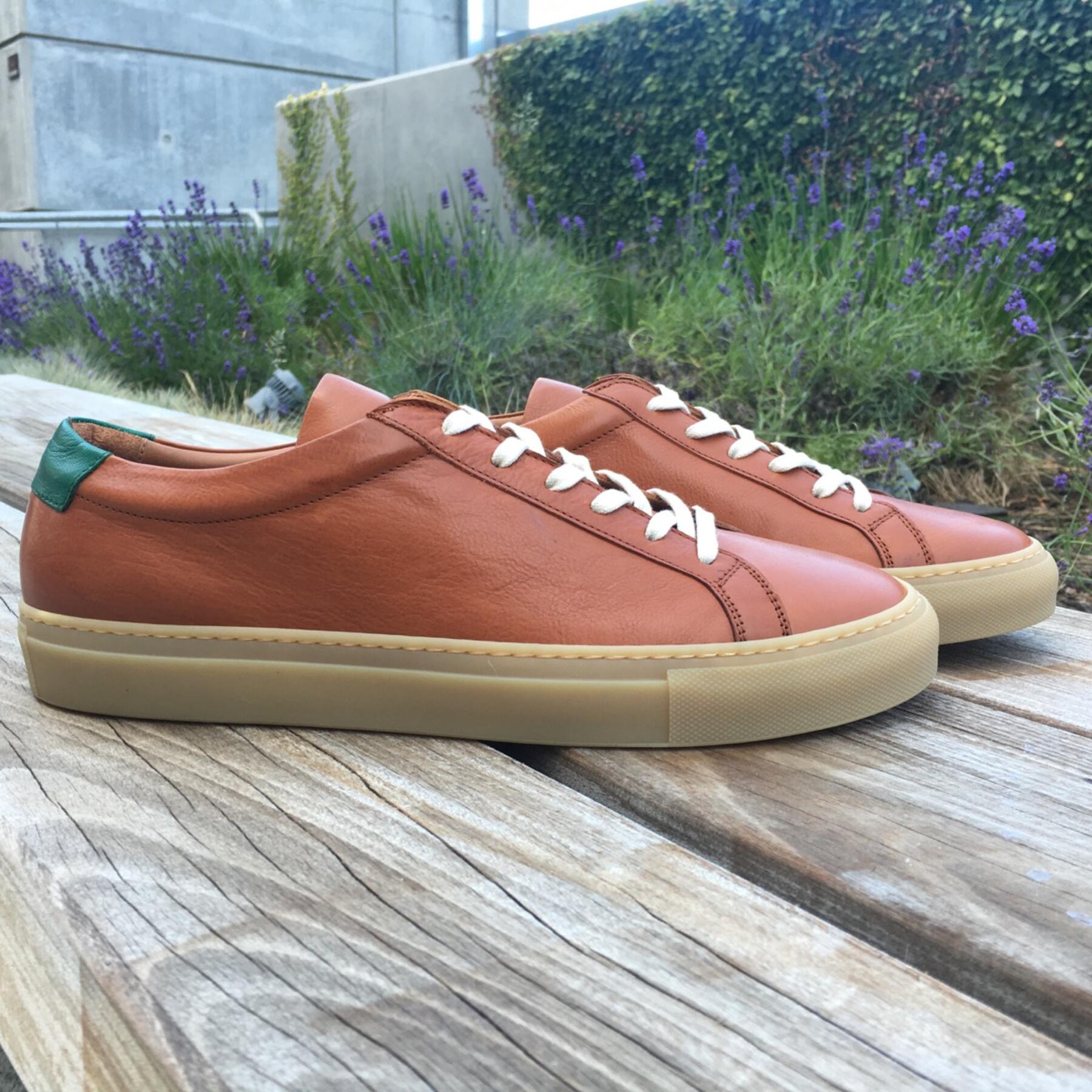 gustin sienna-green gum sole low top