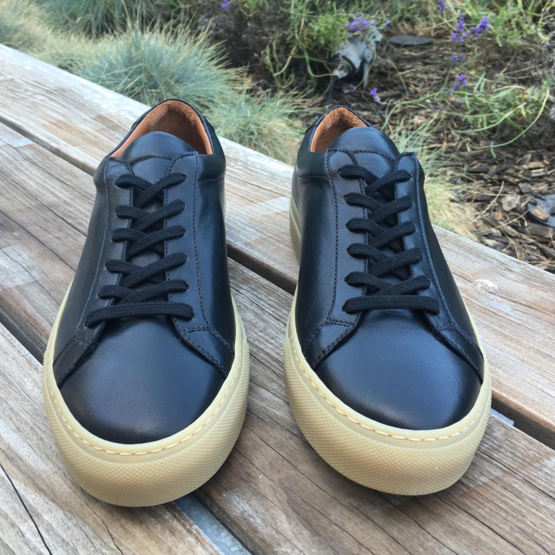 gustin black gum sole low top