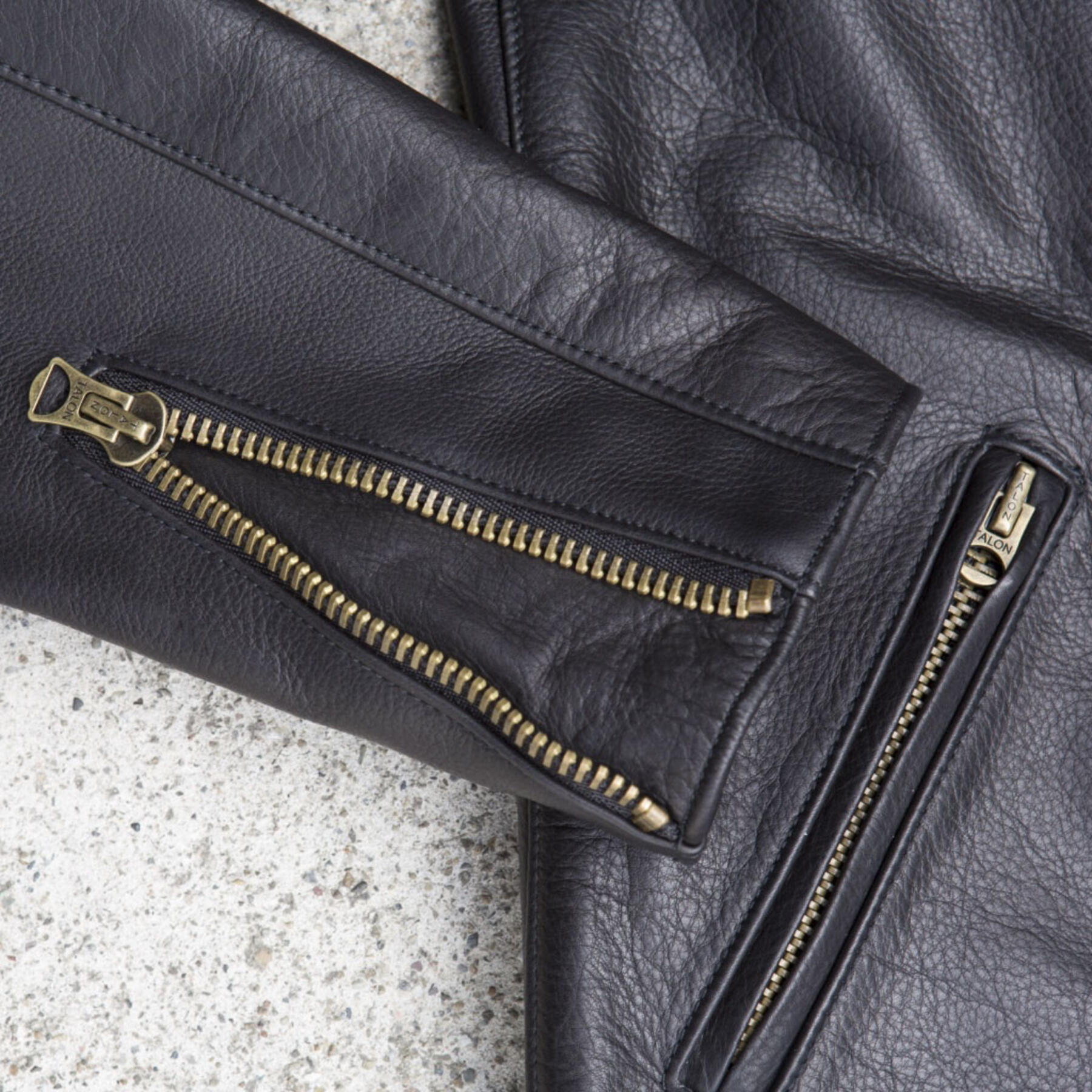 gustin the l2 - black
