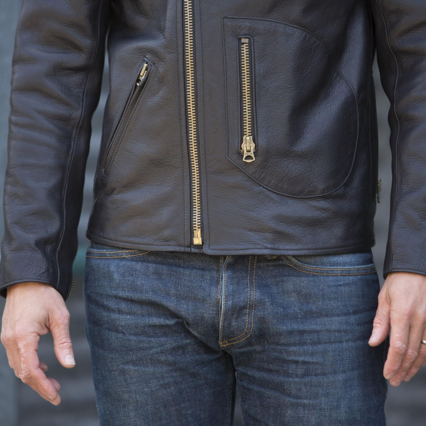 gustin the l2 - black