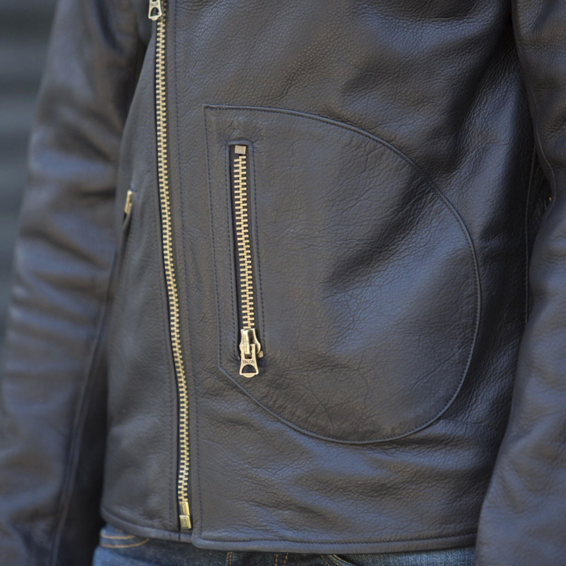 gustin the l2 - black