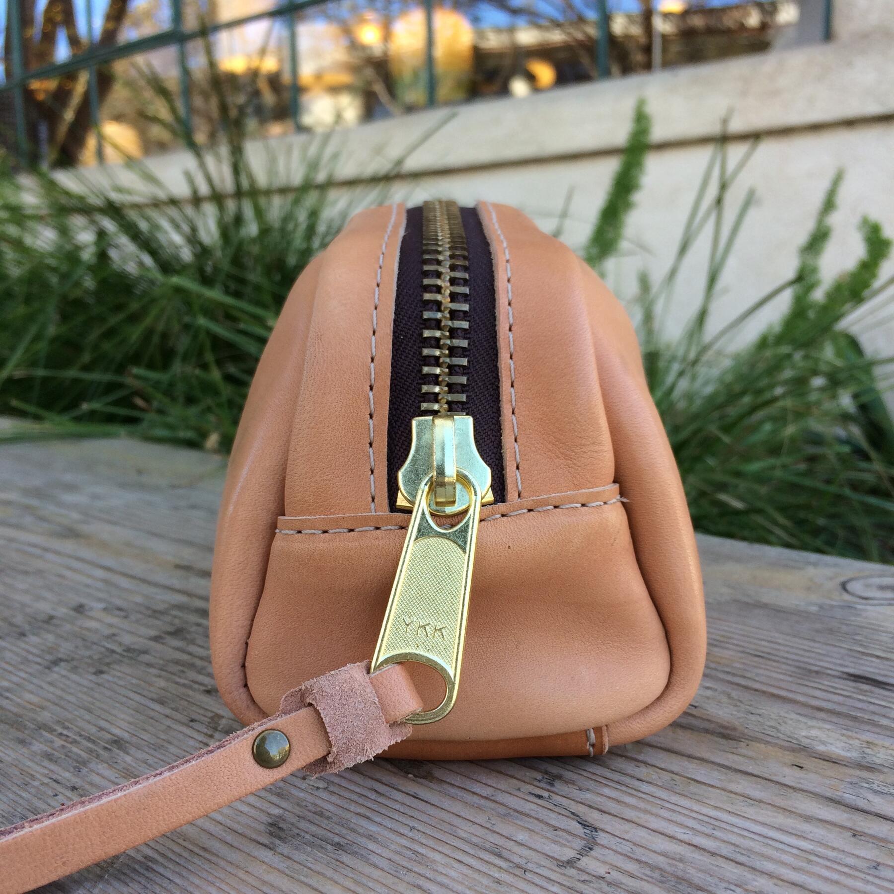 gustin horween dopp kit - natural essex