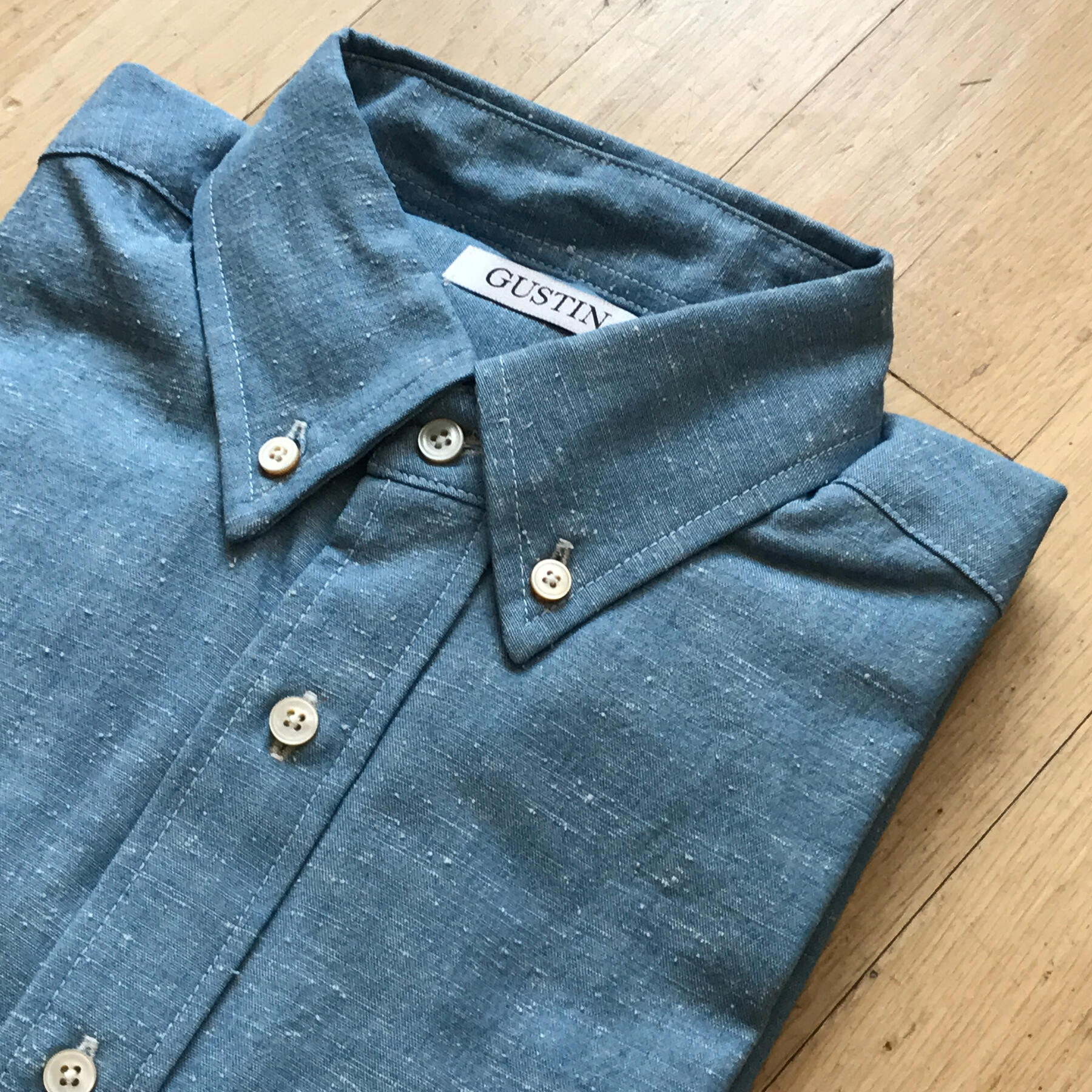 gustin #72 sky slubby-nep chambray
