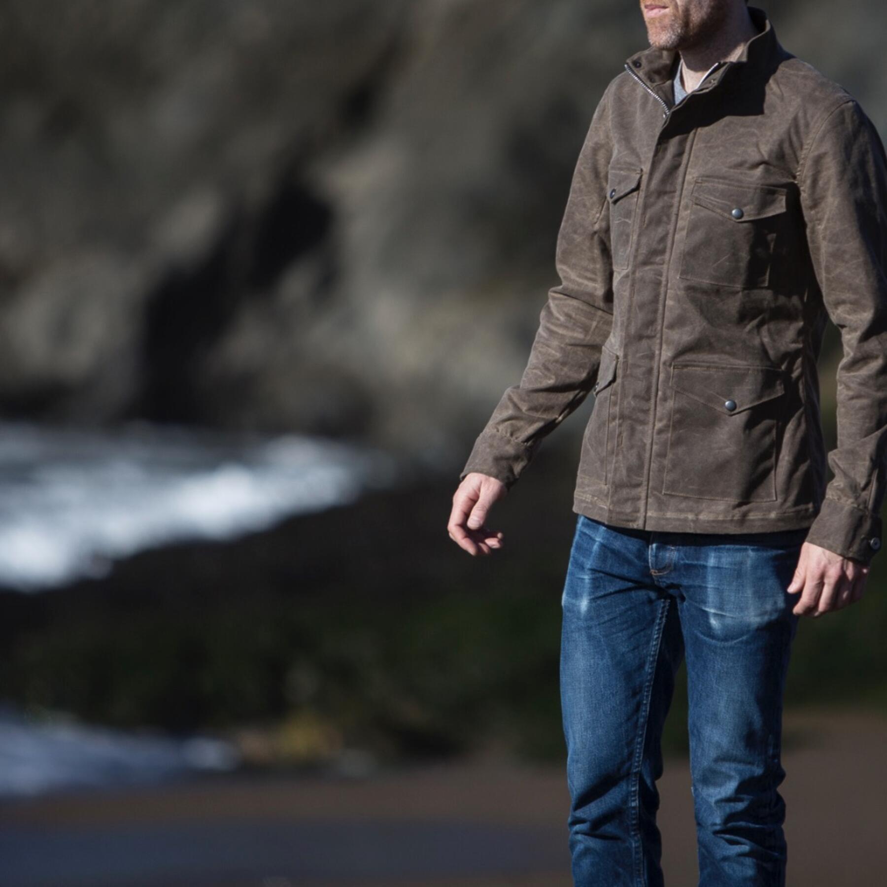 gustin field jacket - waxed dark oak