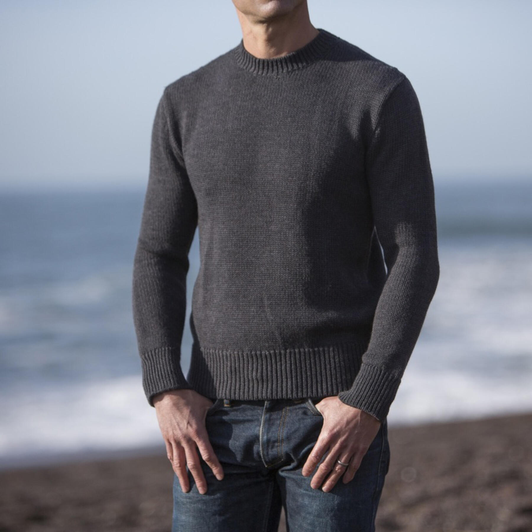gustin crewneck sweater - charcoal merino wool