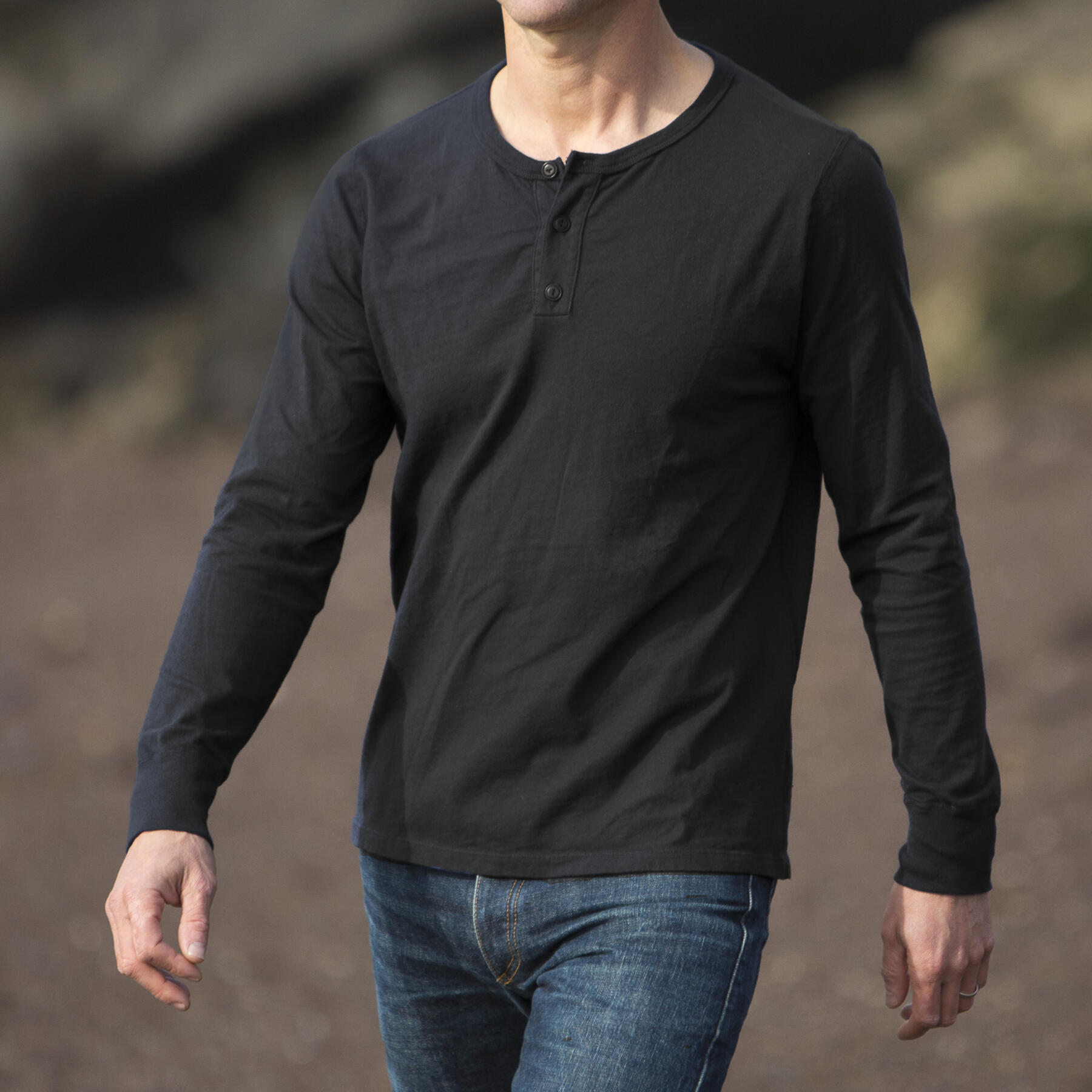 gustin usa henley black