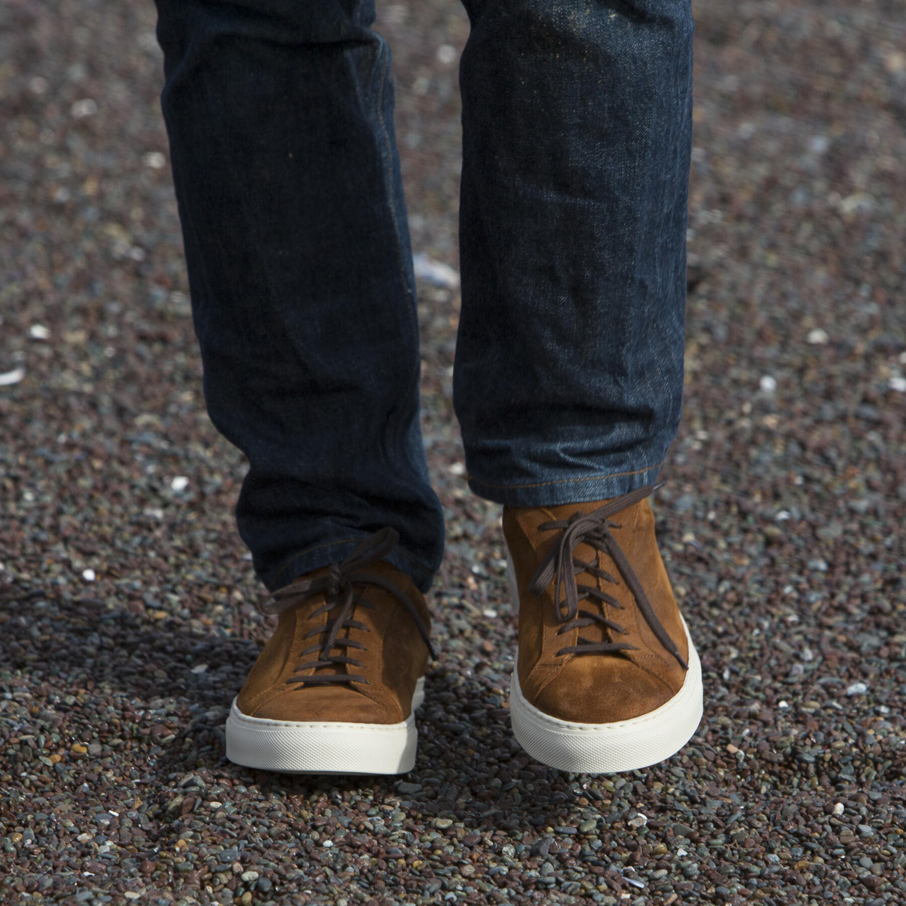 gustin chestnut suede low top