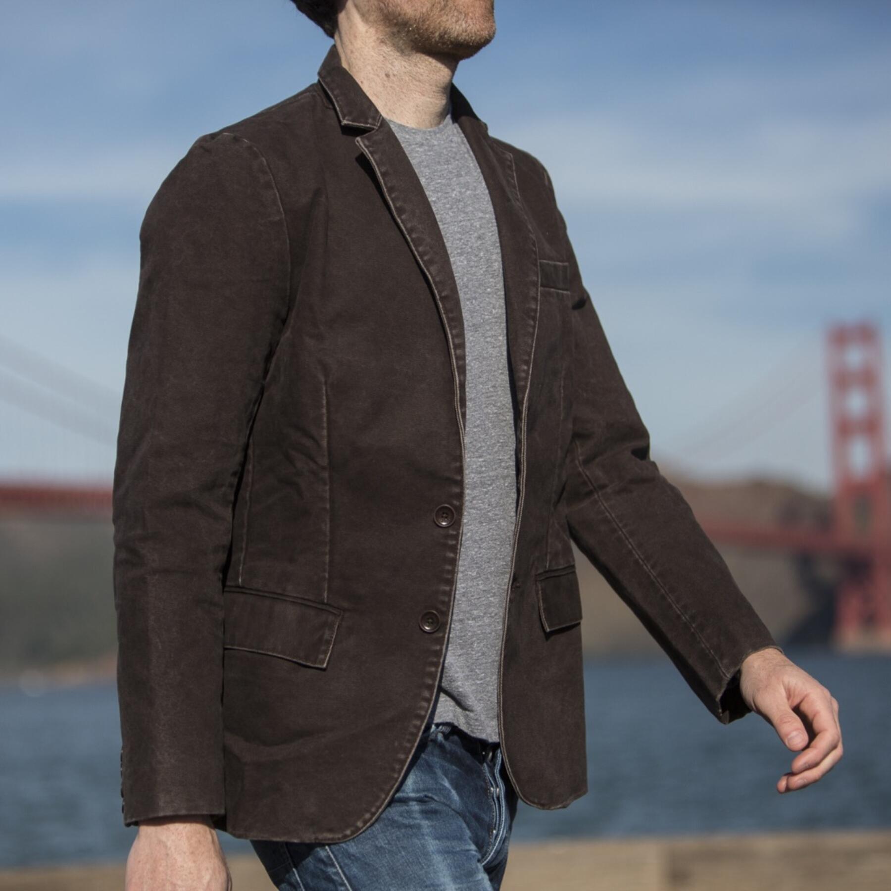 gustin blazer - dark oak canvas