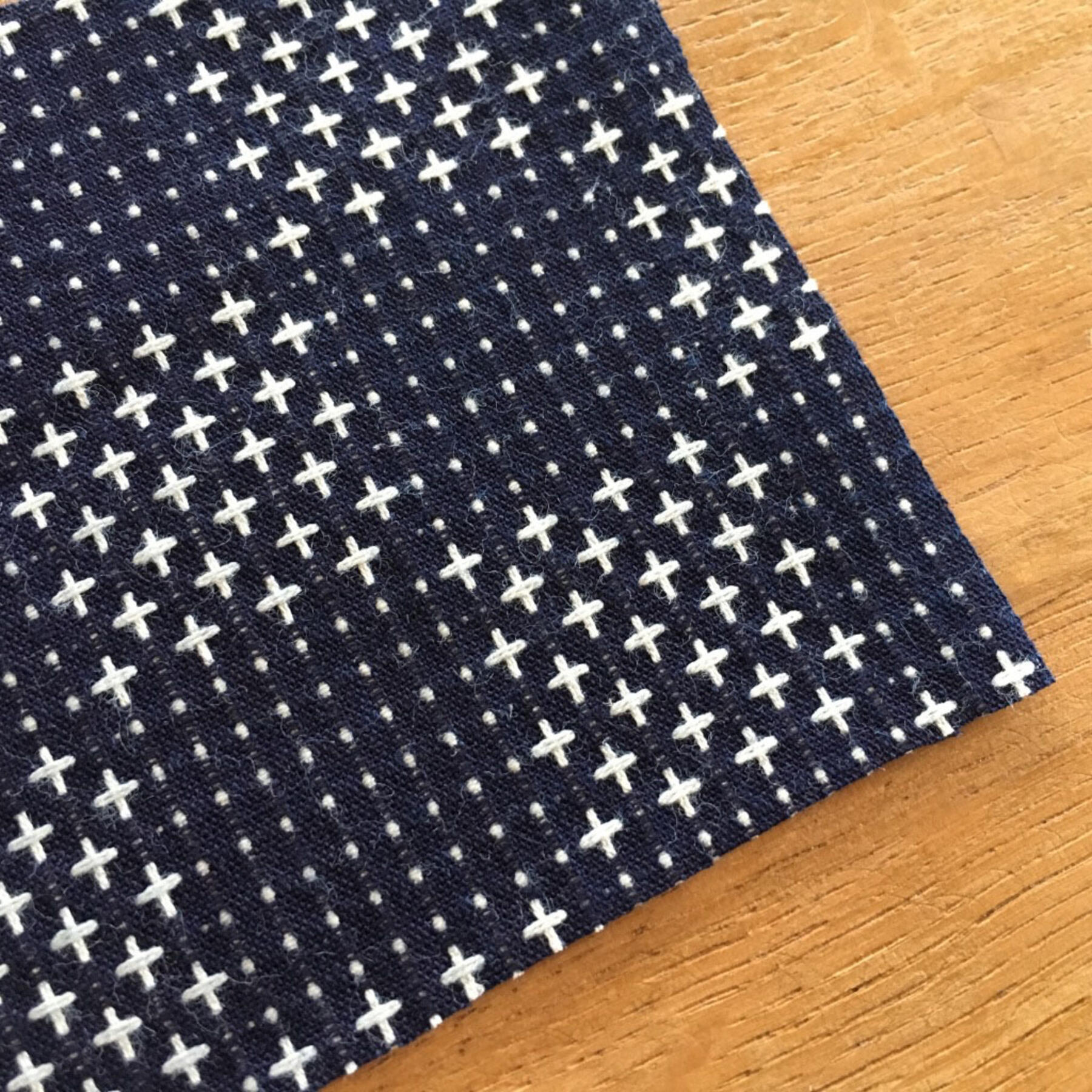 gustin #472 indigo white star jacquard
