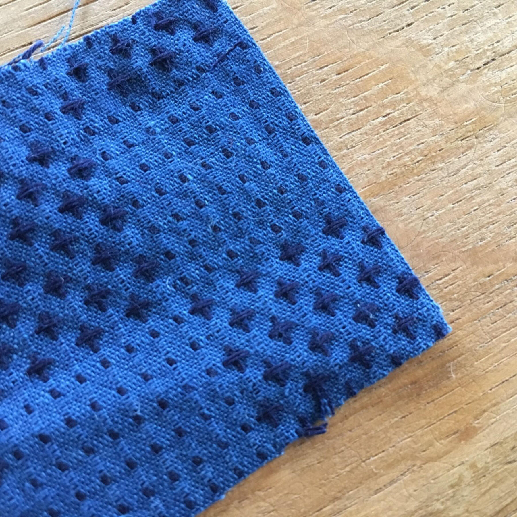 gustin #473 indigo indigo star jacquard