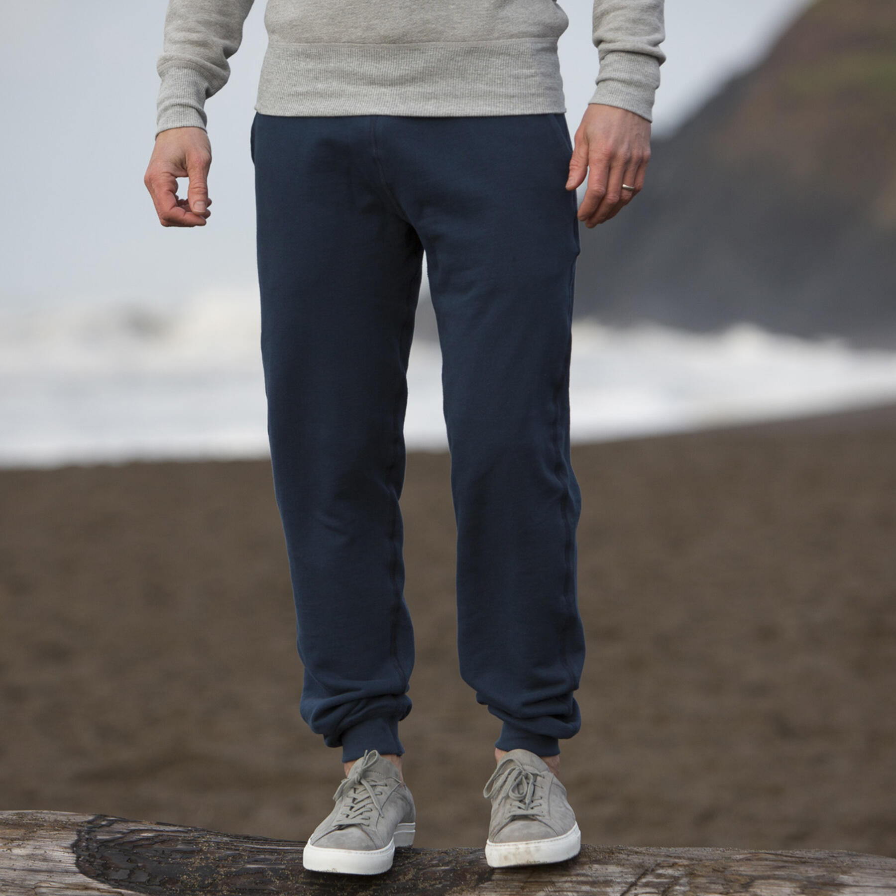 gustin usa navy sweatpants