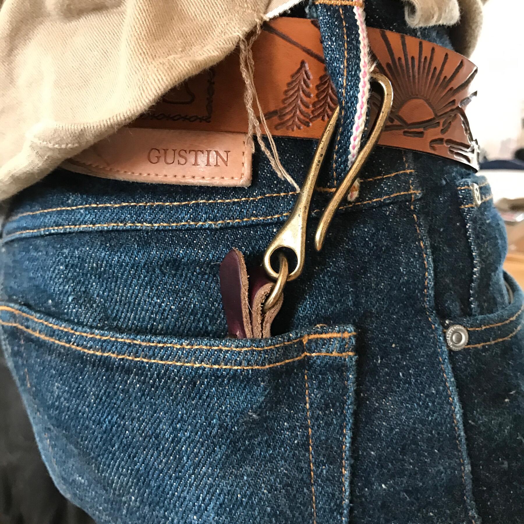 gustin fish hook keychain - horween chromexcel #8