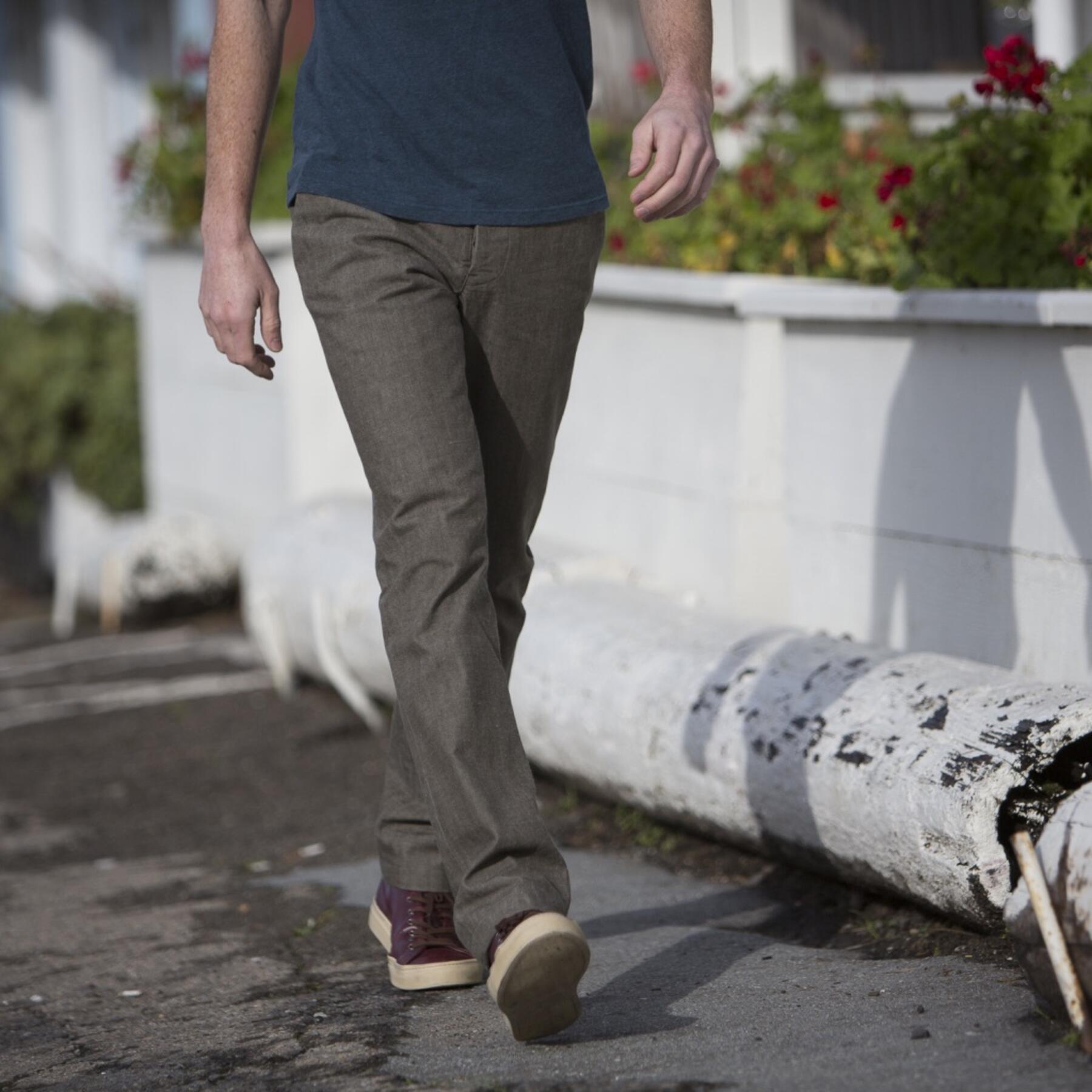 gustin #115 olive chambray chino