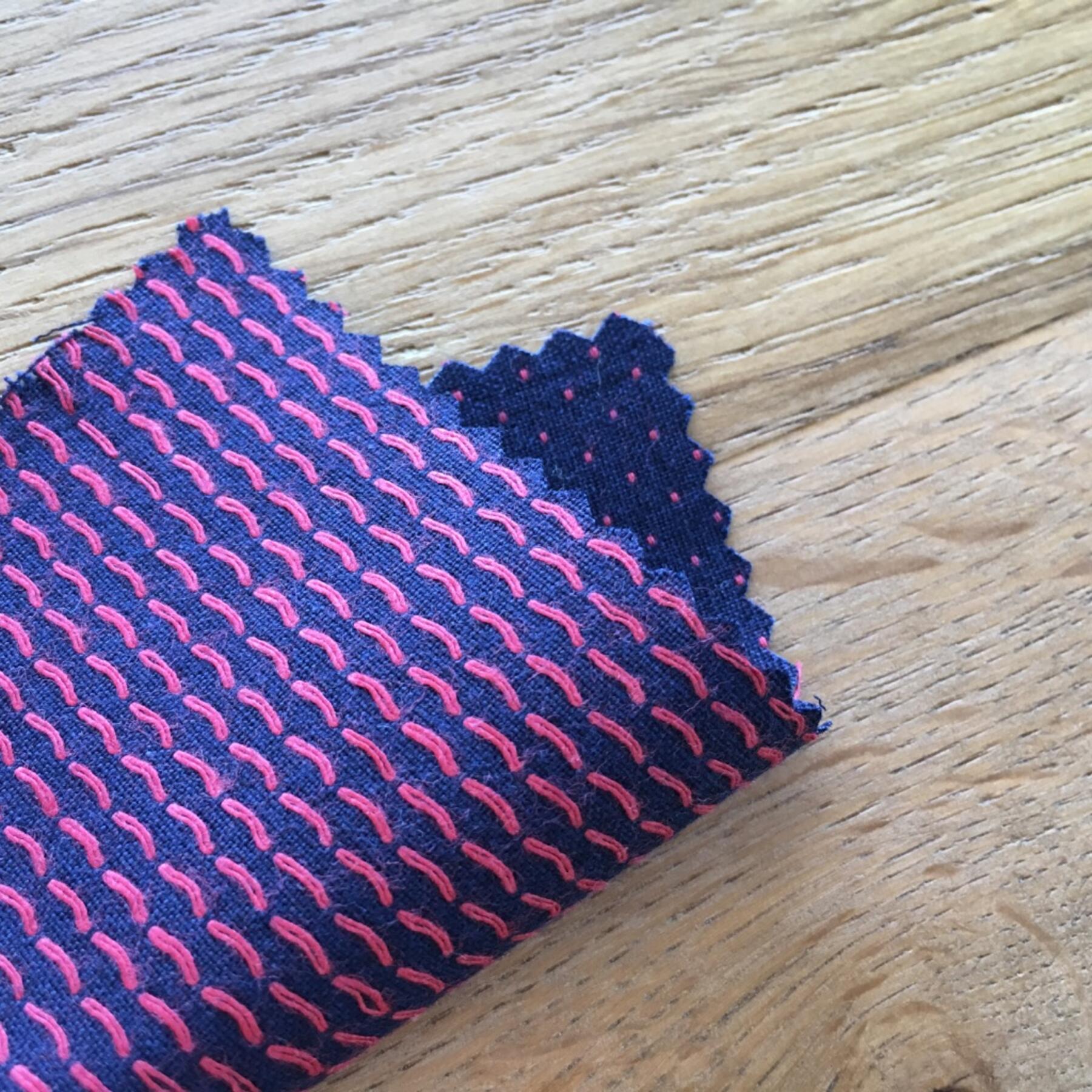 gustin #492 indigo red dot jacquard