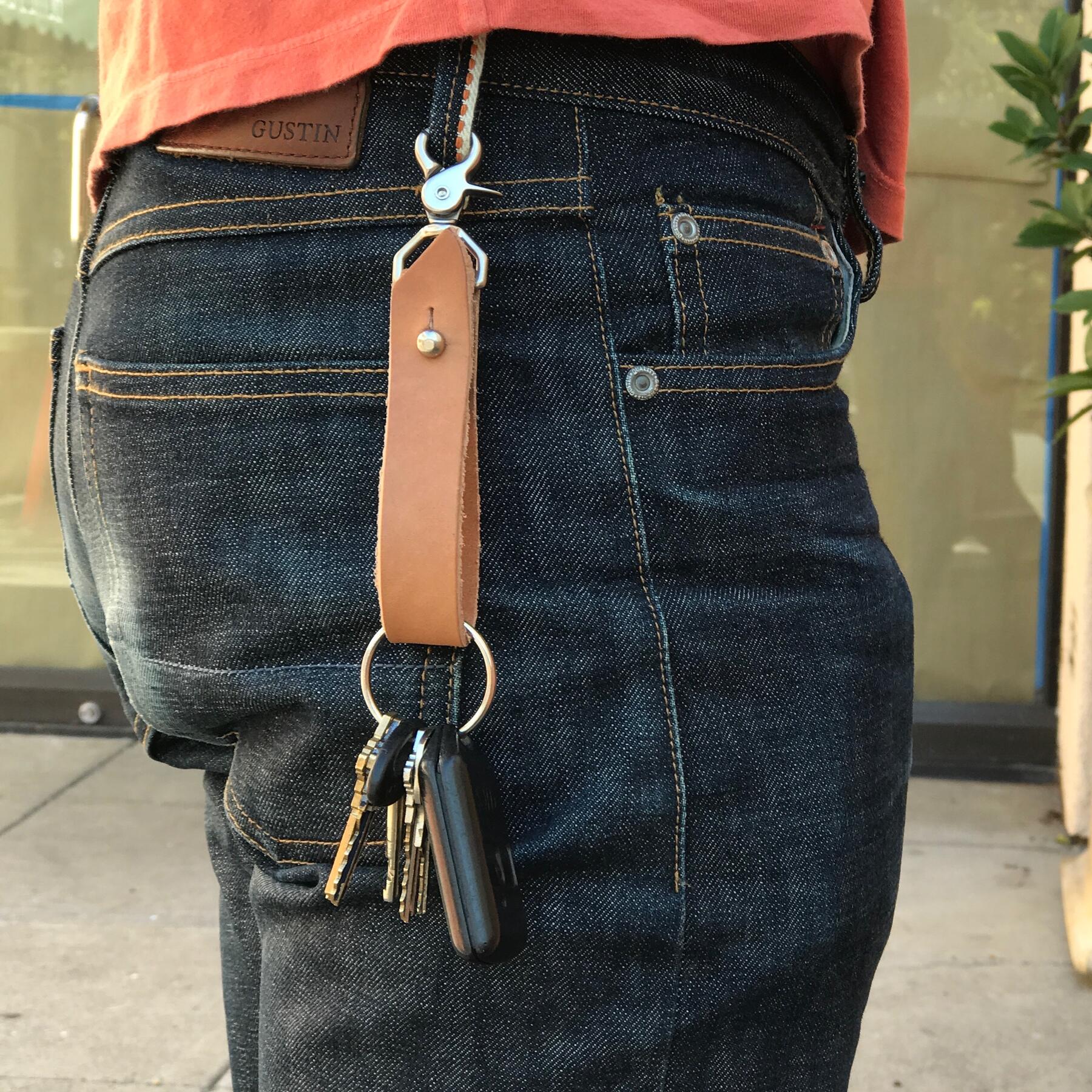 gustin trigger snap keychain - horween natural