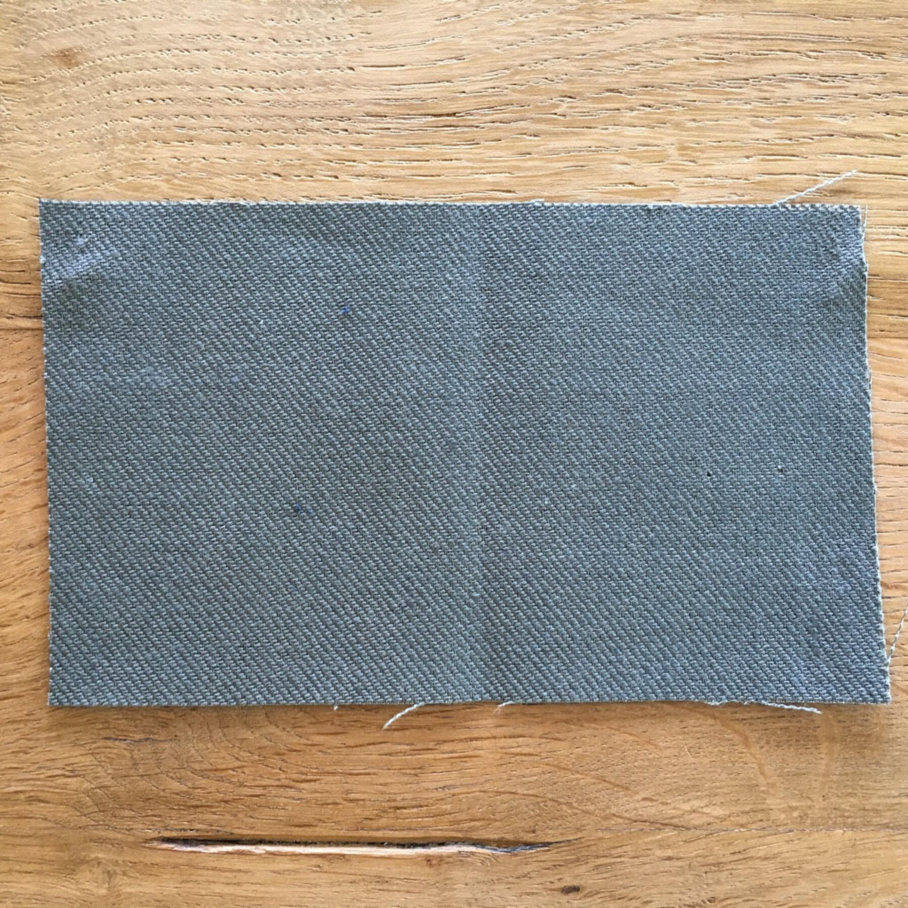 gustin #126 army linen chino