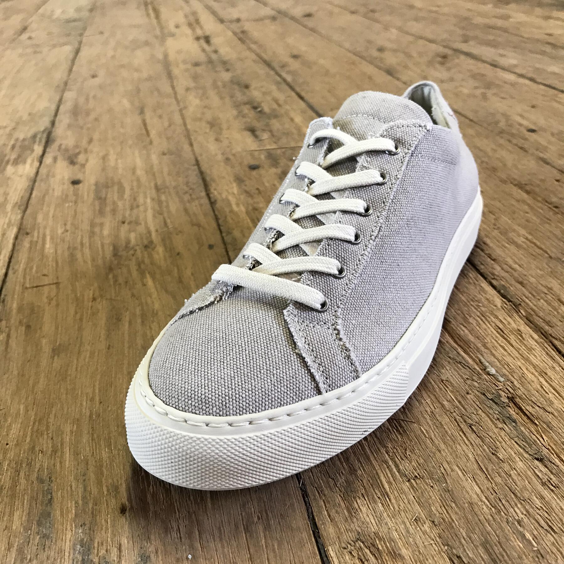 gustin summer canvas low top