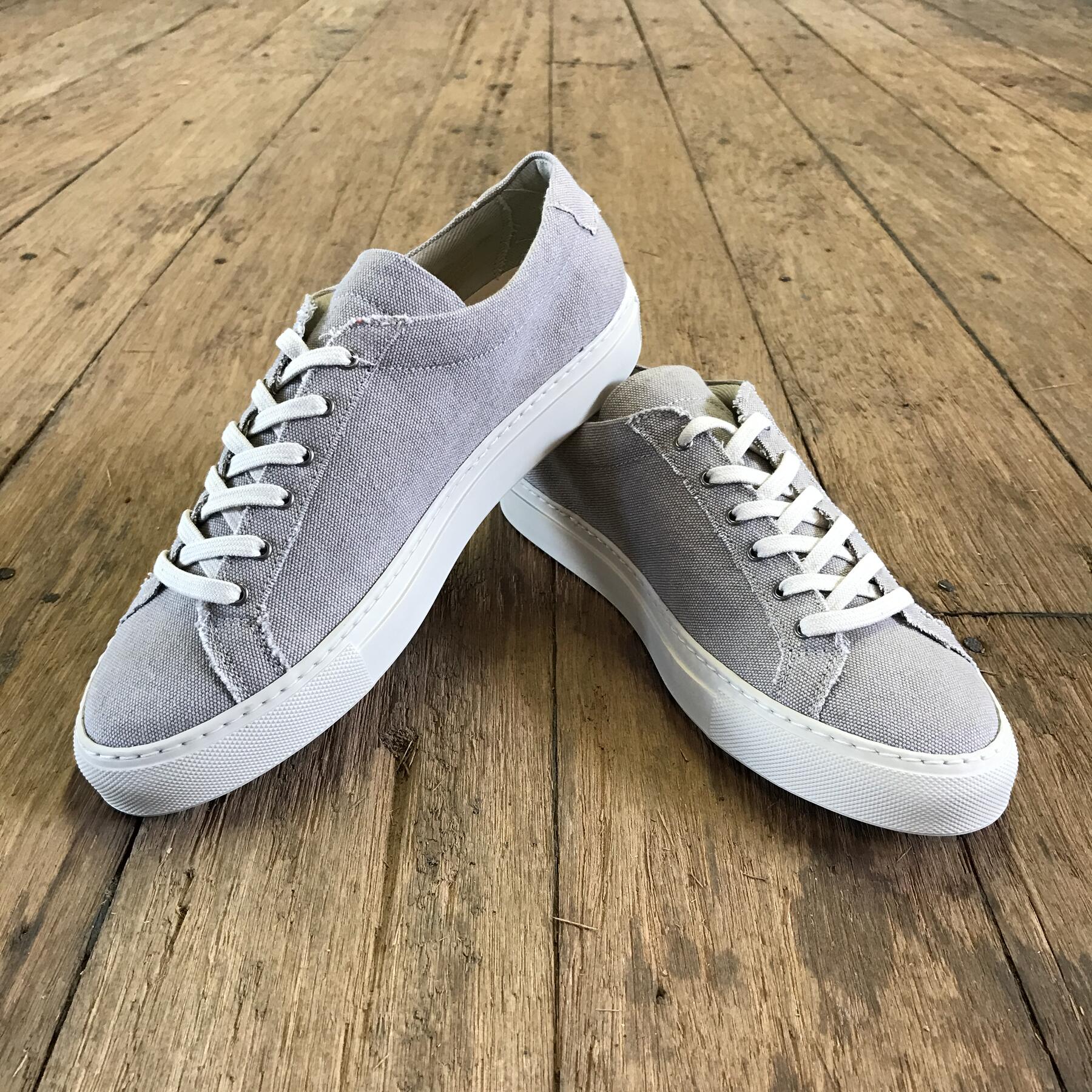 gustin summer canvas low top