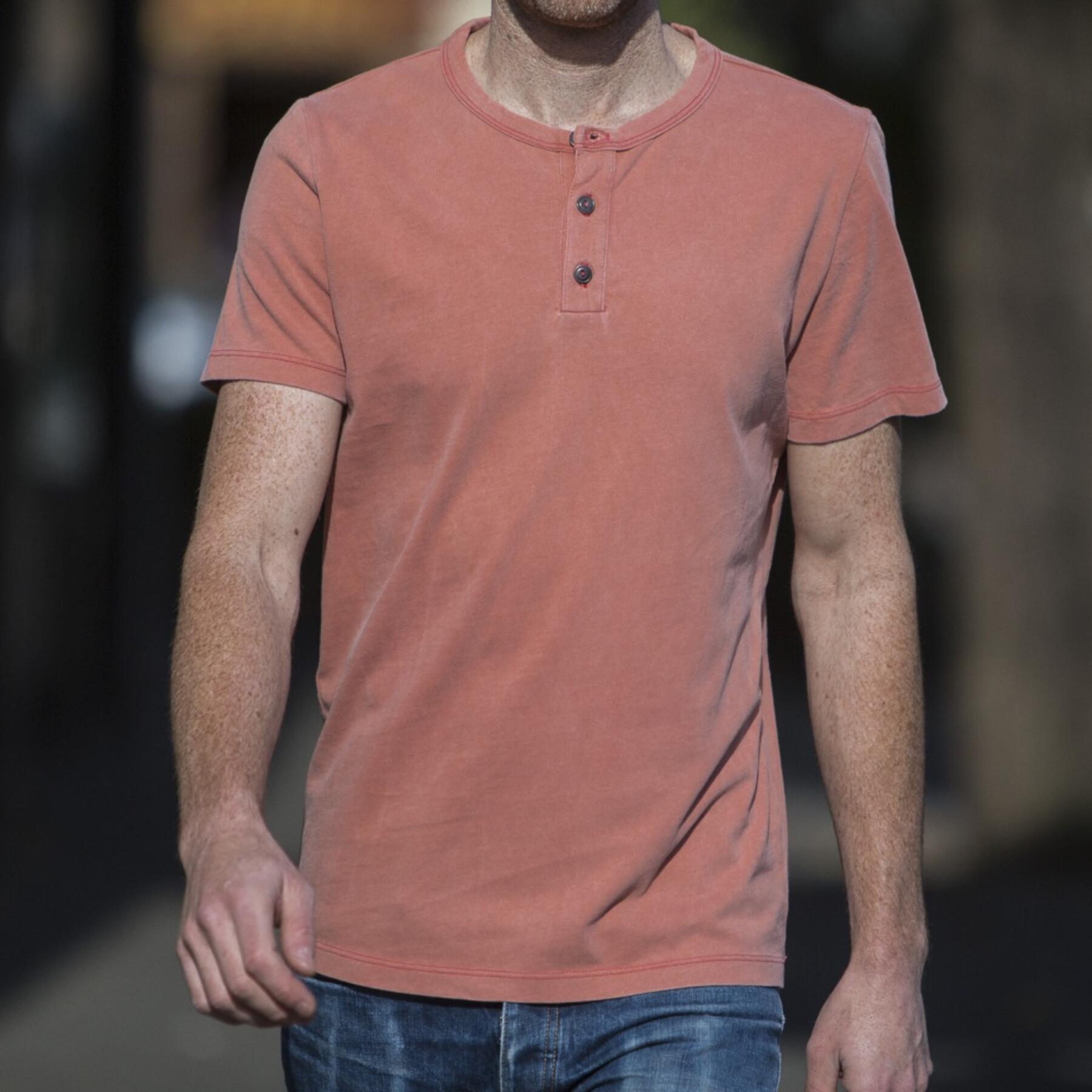 gustin short sleeve henley - faded orange