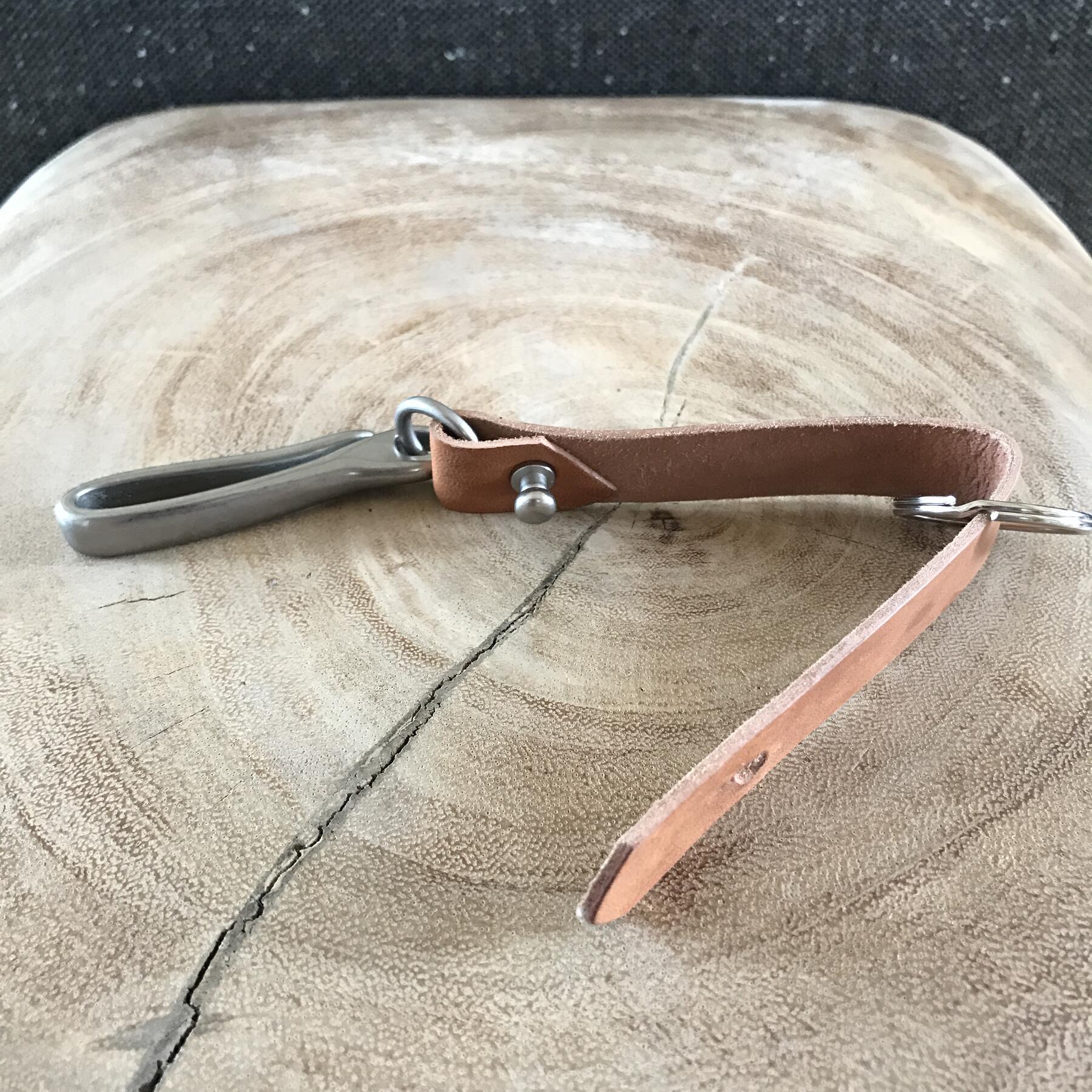 gustin fish hook keychain - horween natural