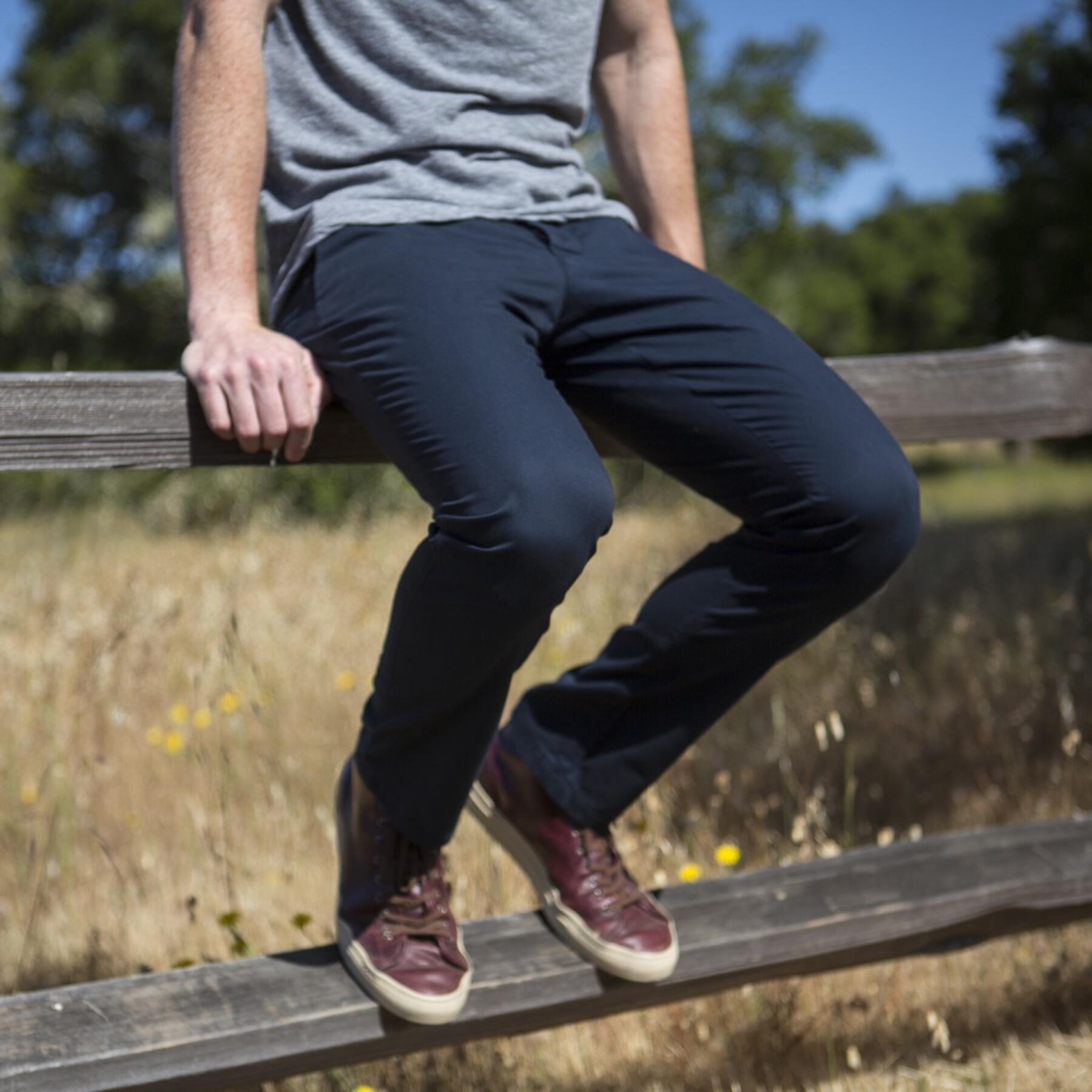 gustin #132 navy superlight chino