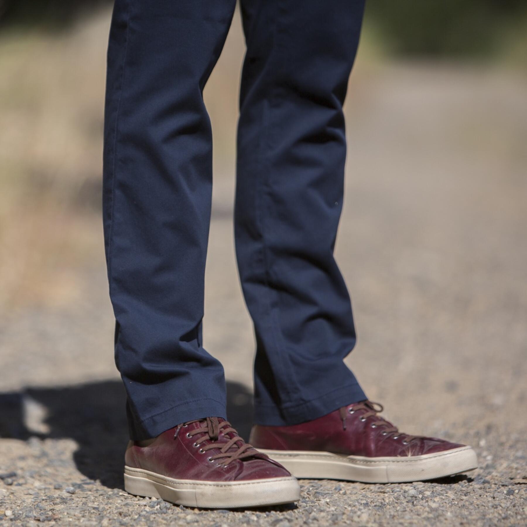 gustin #132 navy superlight chino