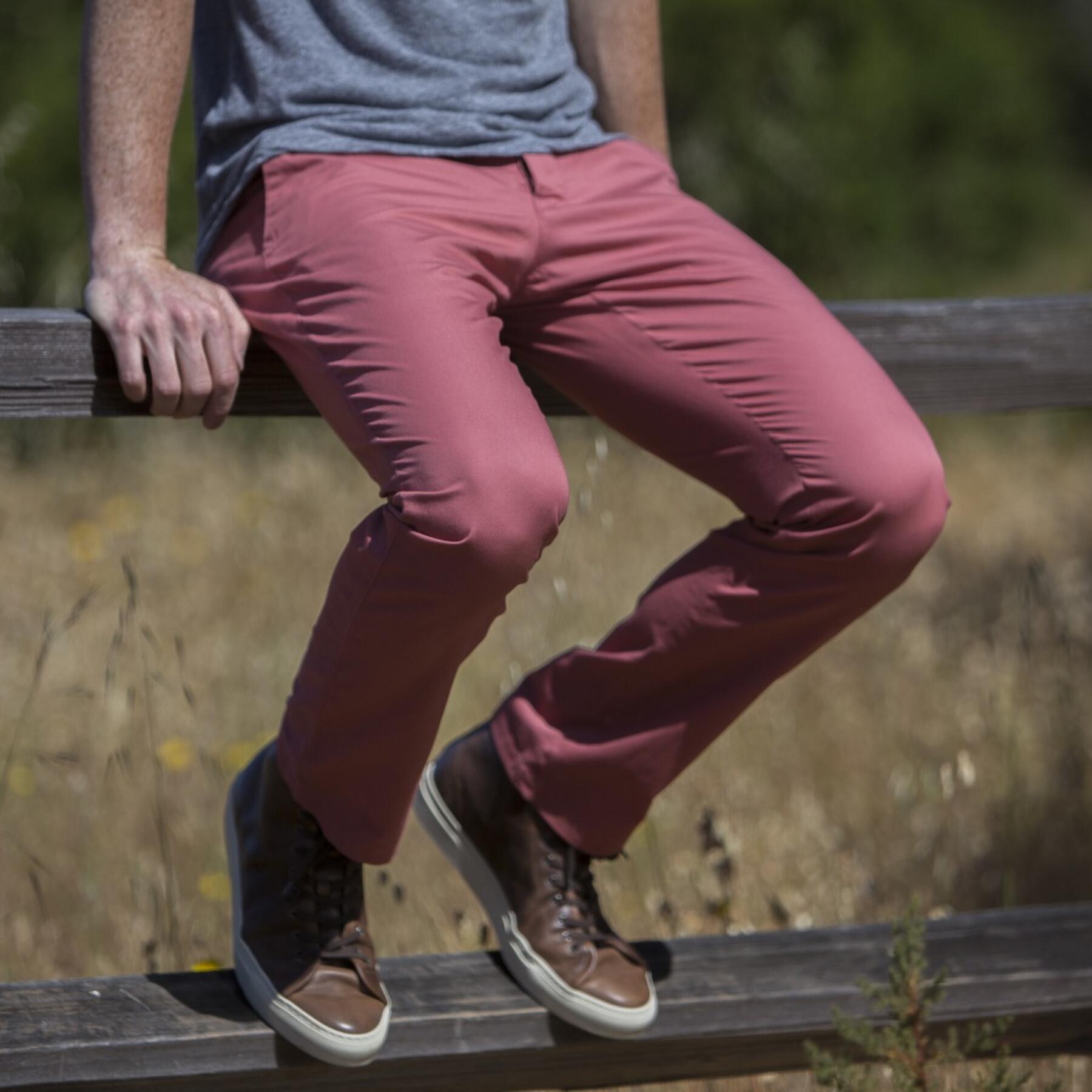 gustin #134 faded red superlight chino