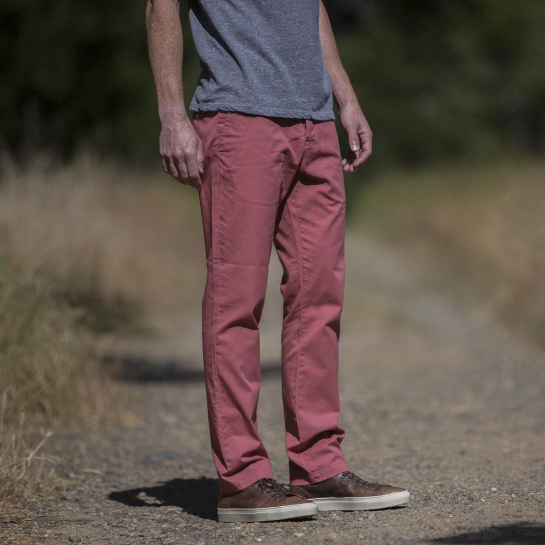 gustin #134 faded red superlight chino