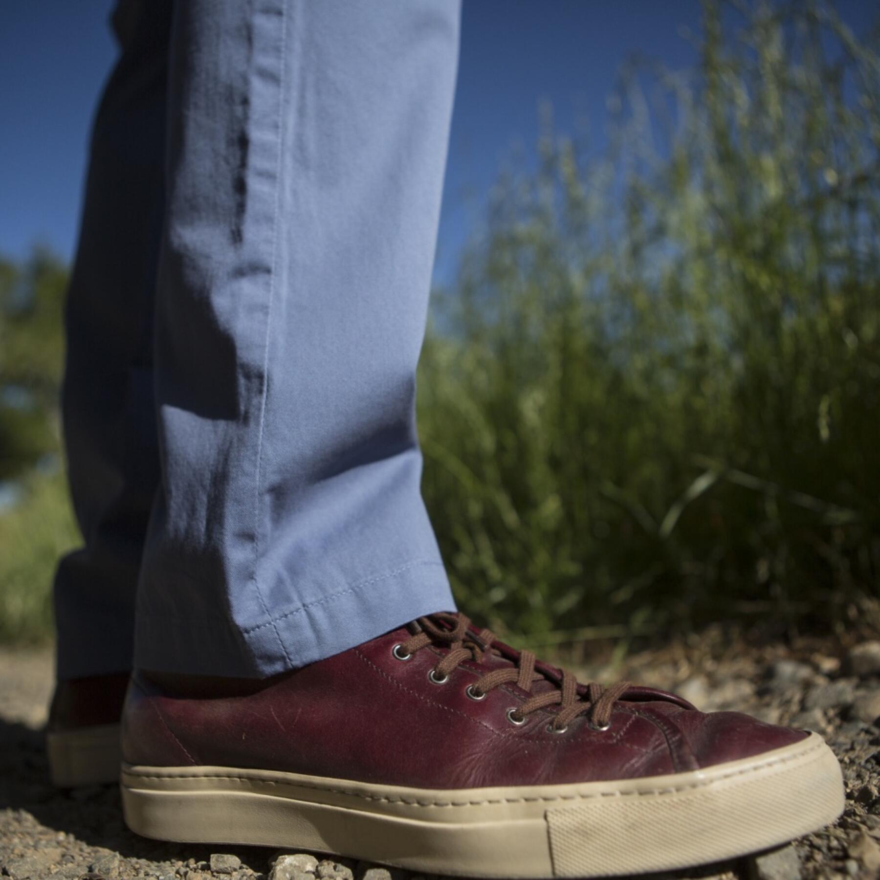 gustin #135 powder blue superlight chino