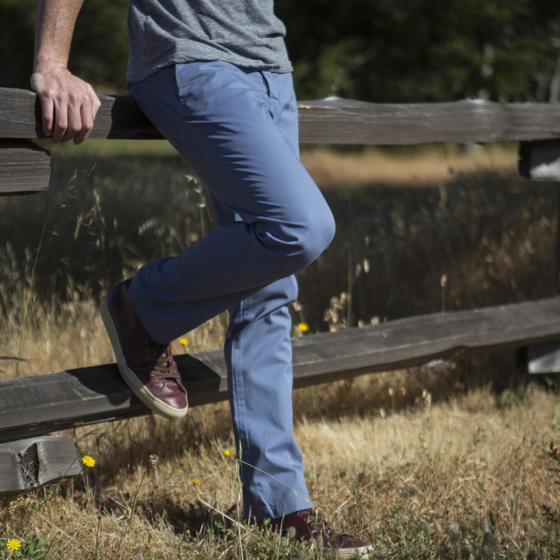 gustin #135 powder blue superlight chino