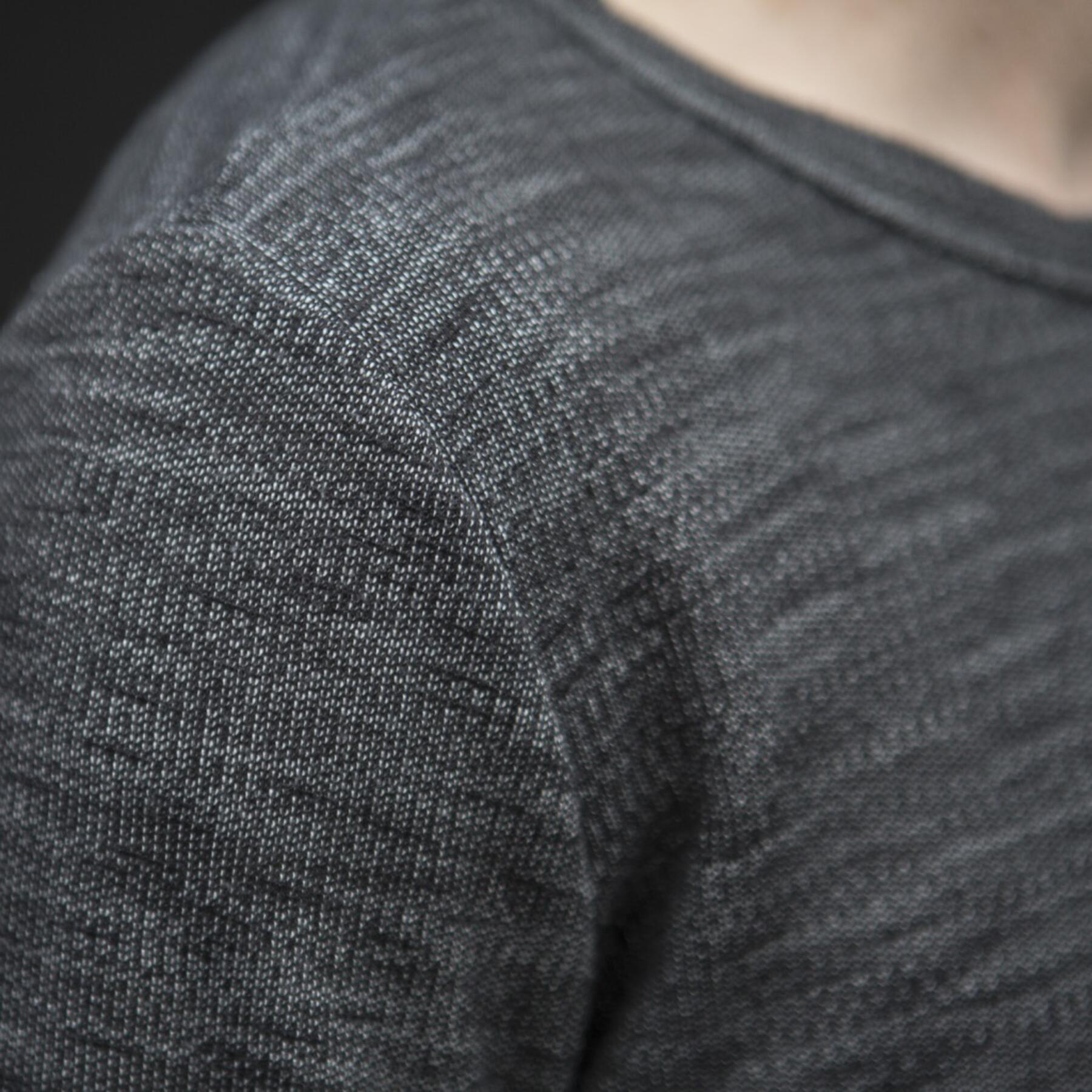 gustin charcoal heather french terry henley