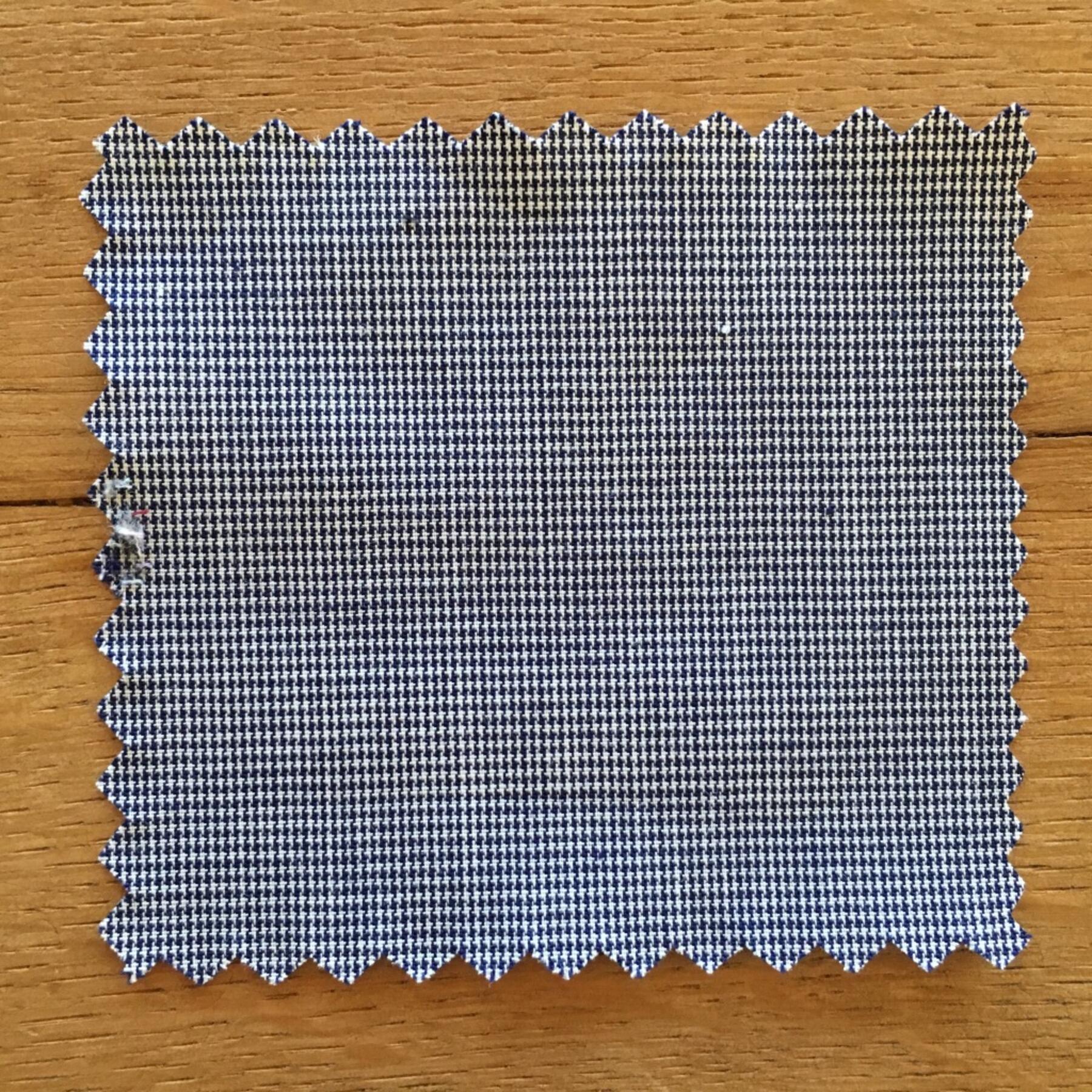 gustin #526 micro houndstooth - navy